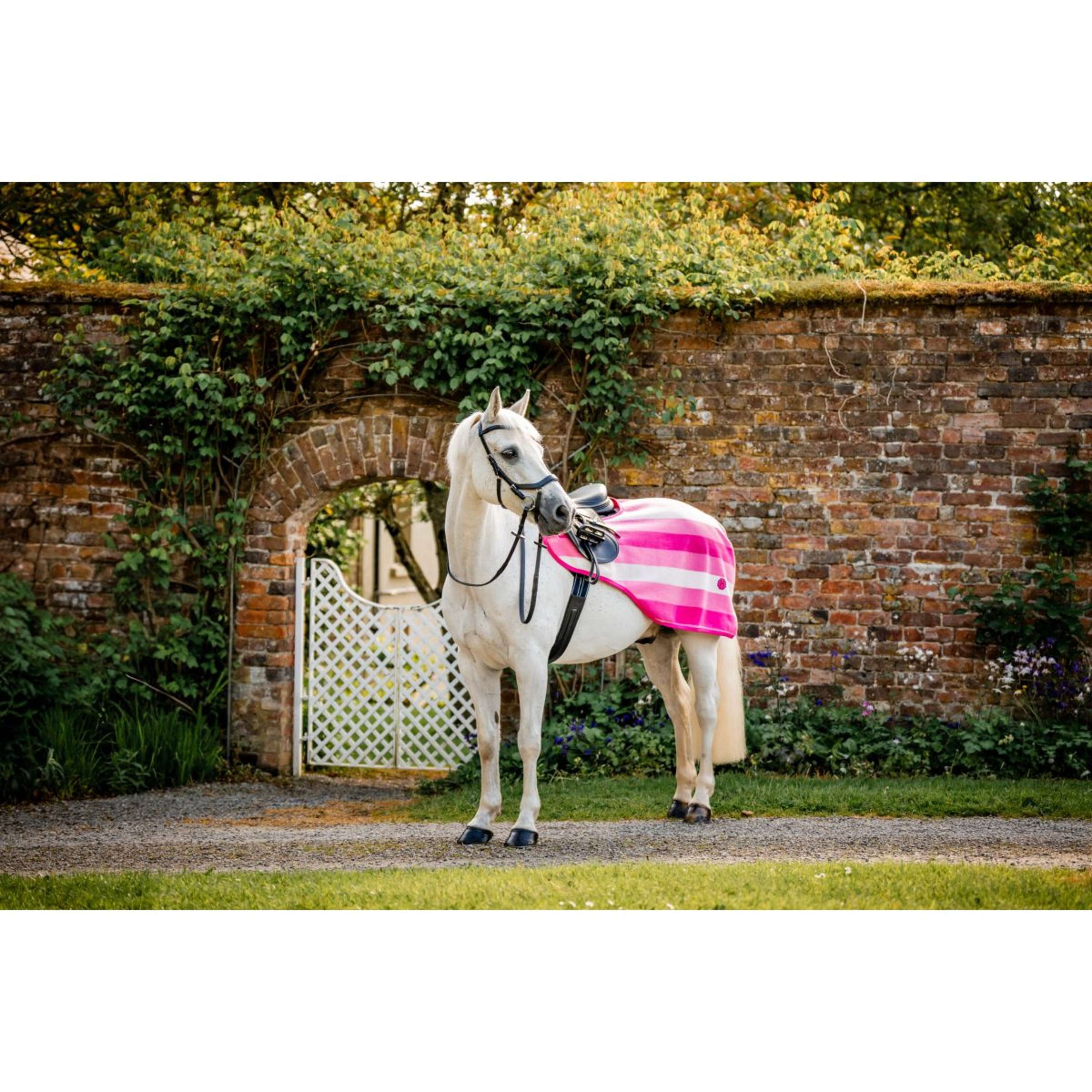 Horseware Exercise Rug Newmarket Witney Pink Horseware Exercise Rug Newmarket Witney Pink