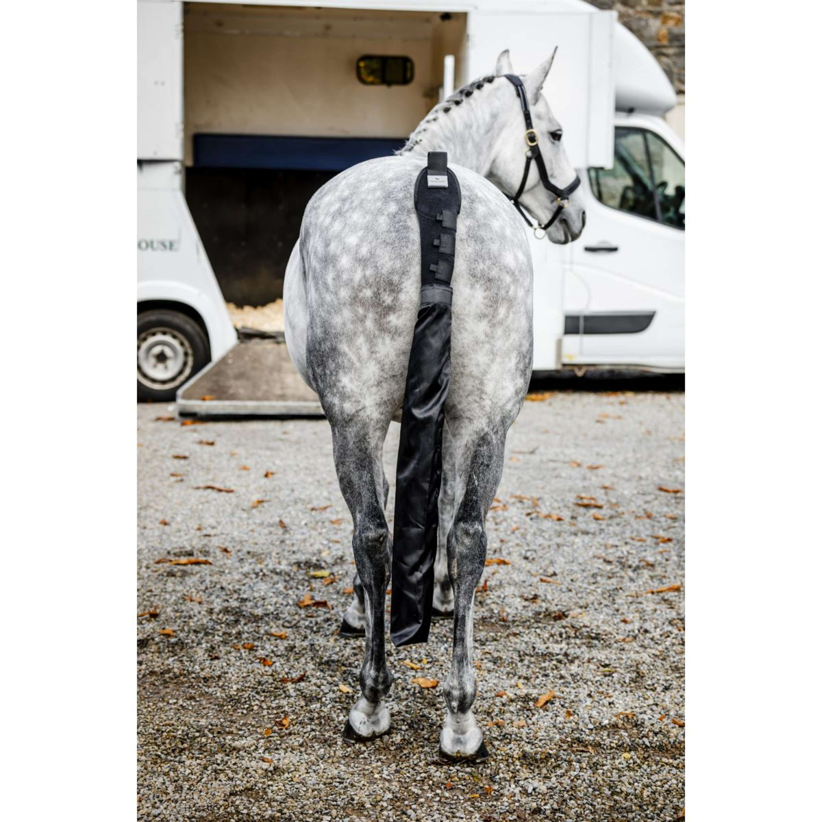 Horseware Tail Protector and Bag Black