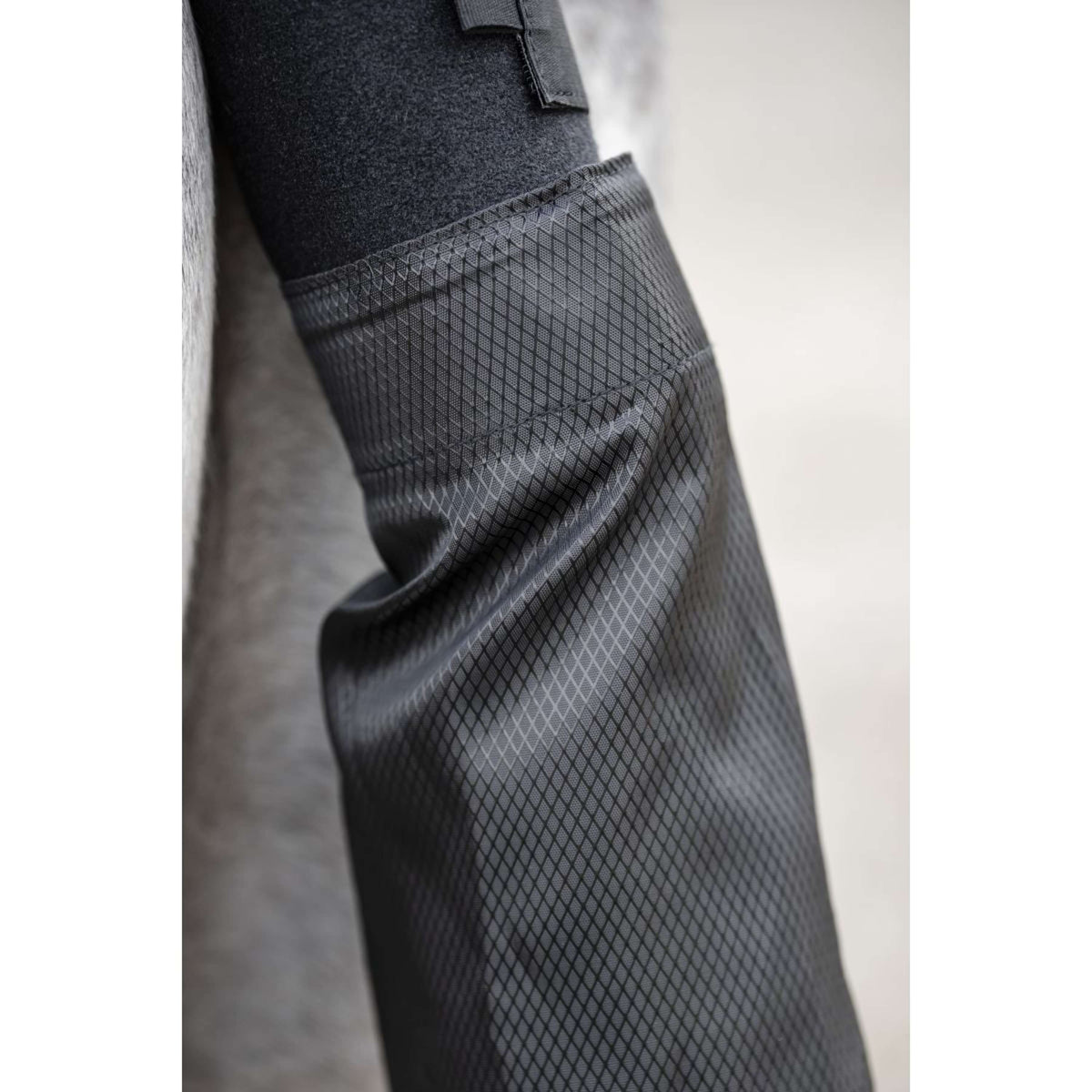 Horseware Tail Protector and Bag Black