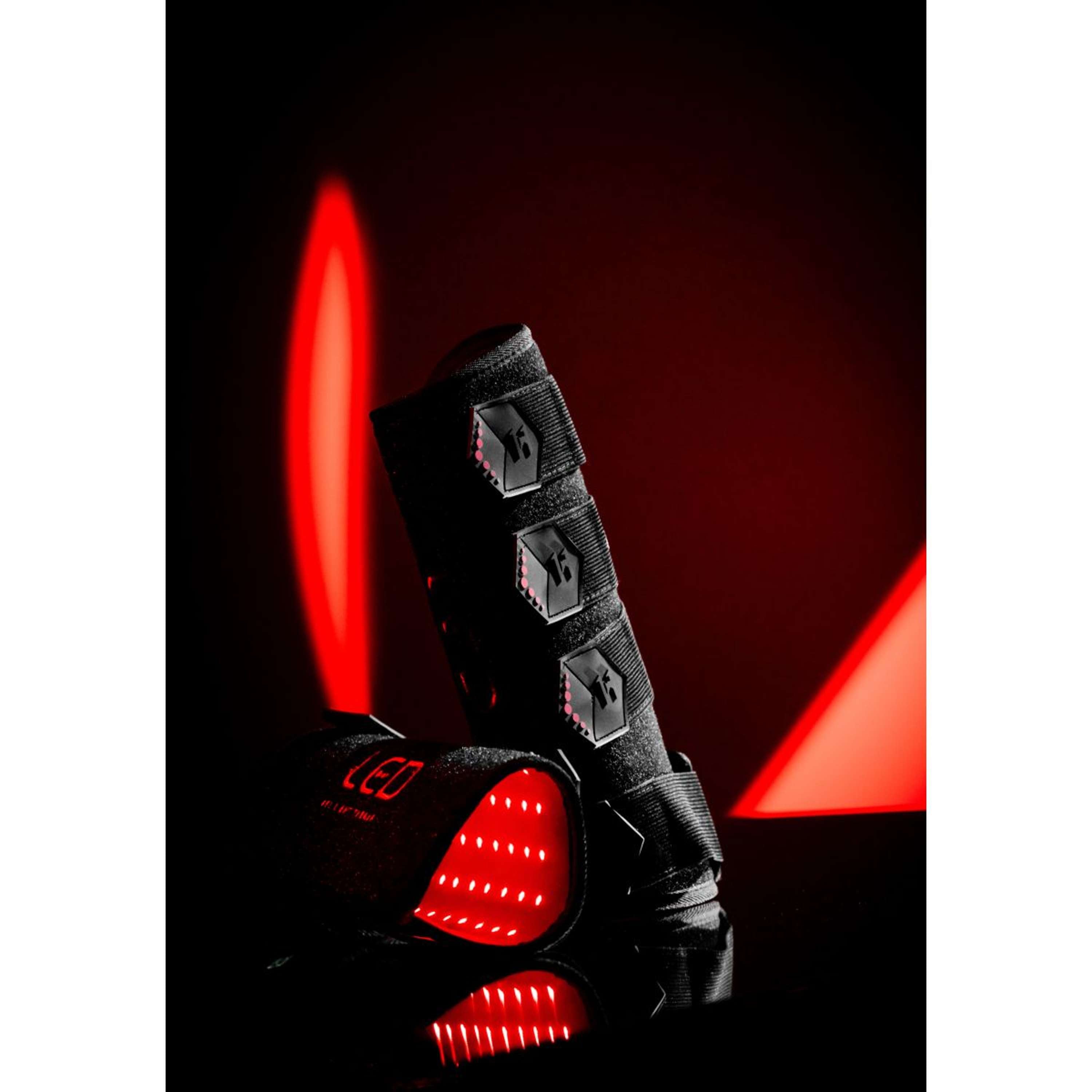 Horseware Leg Wraps LED Red Light Therapy Pair Black/Black