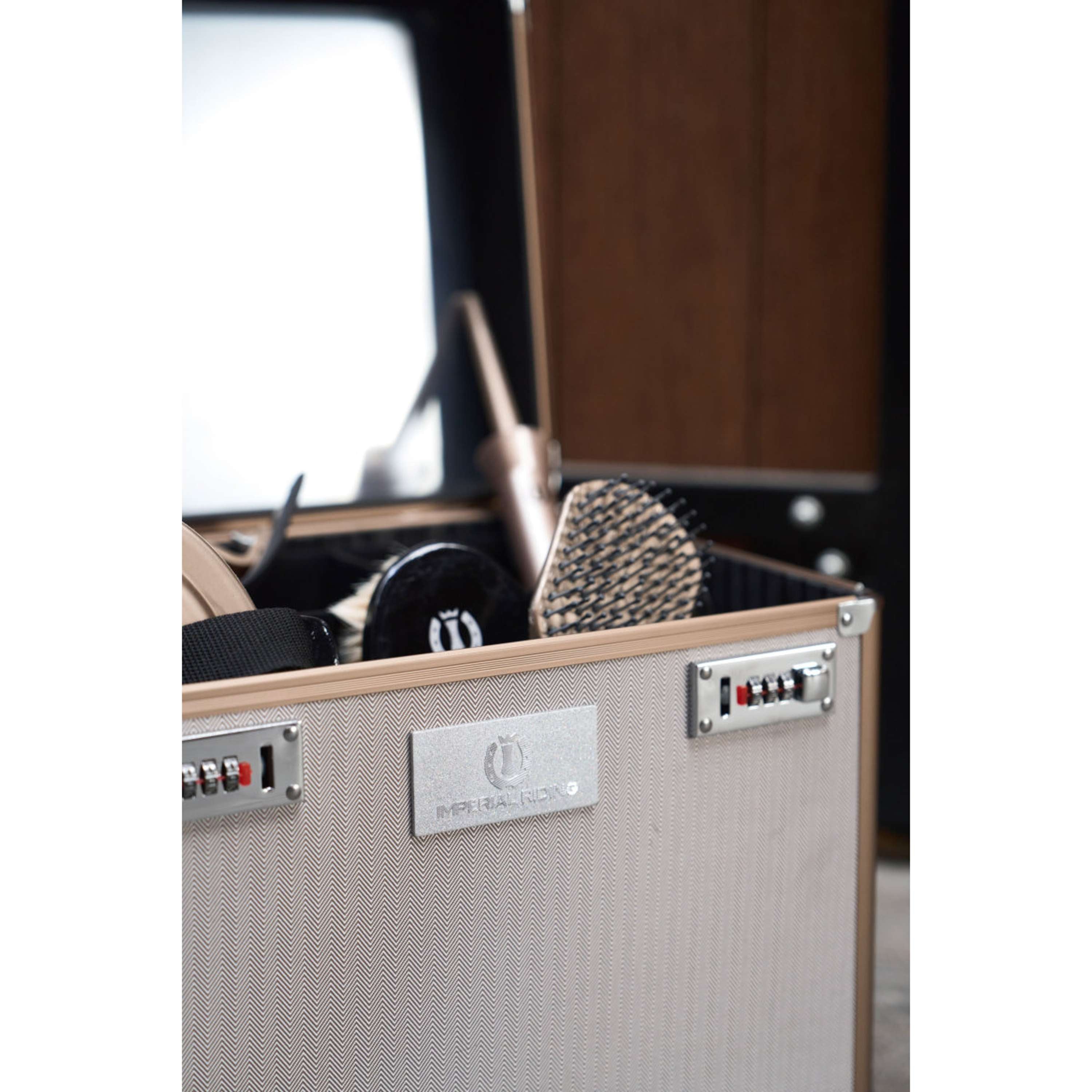 Imperial Riding Grooming Box IRHShiny Taupe