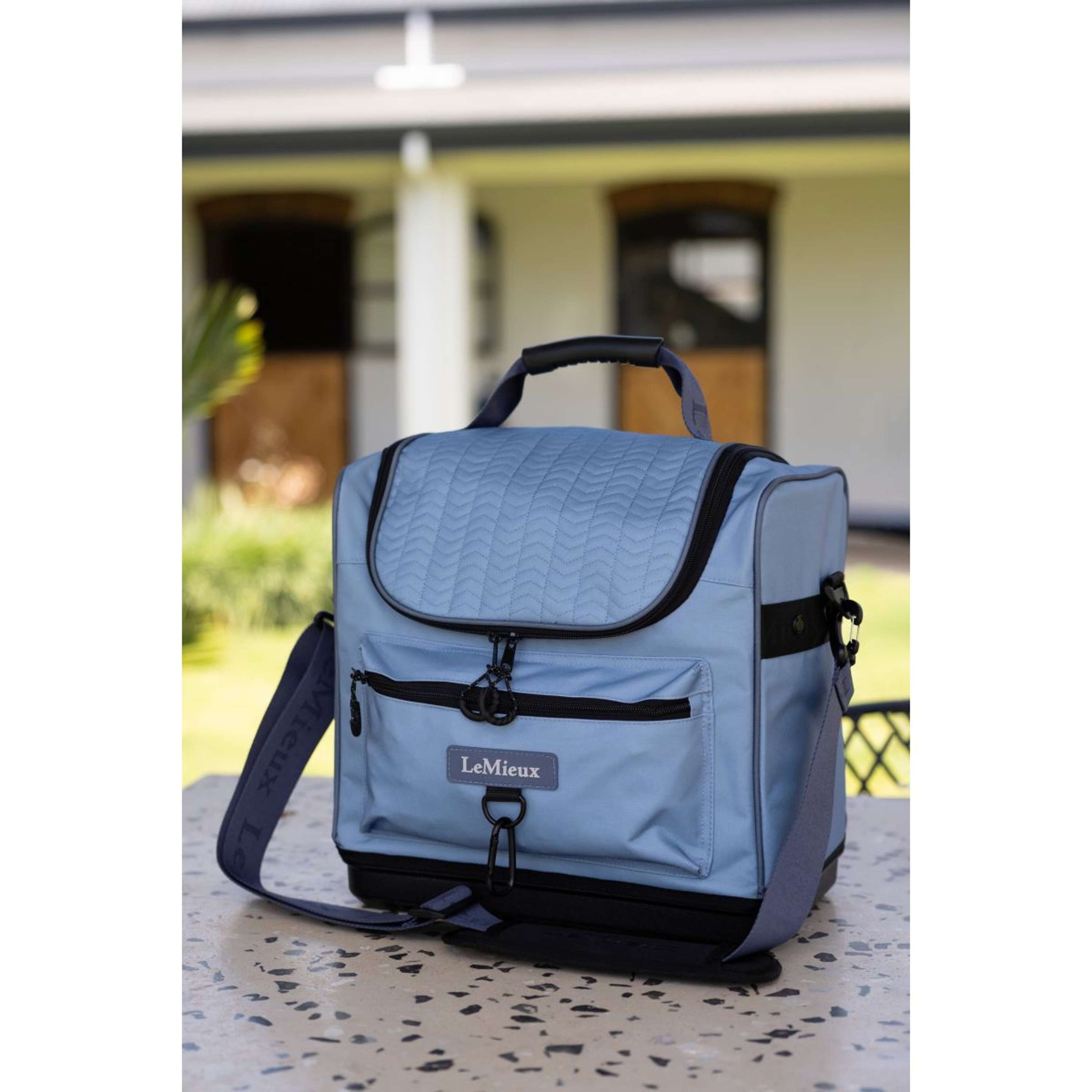LeMieux Grooming Bag Elite Pro Powder Blue LeMieux Grooming Bag Elite Pro Powder Blue