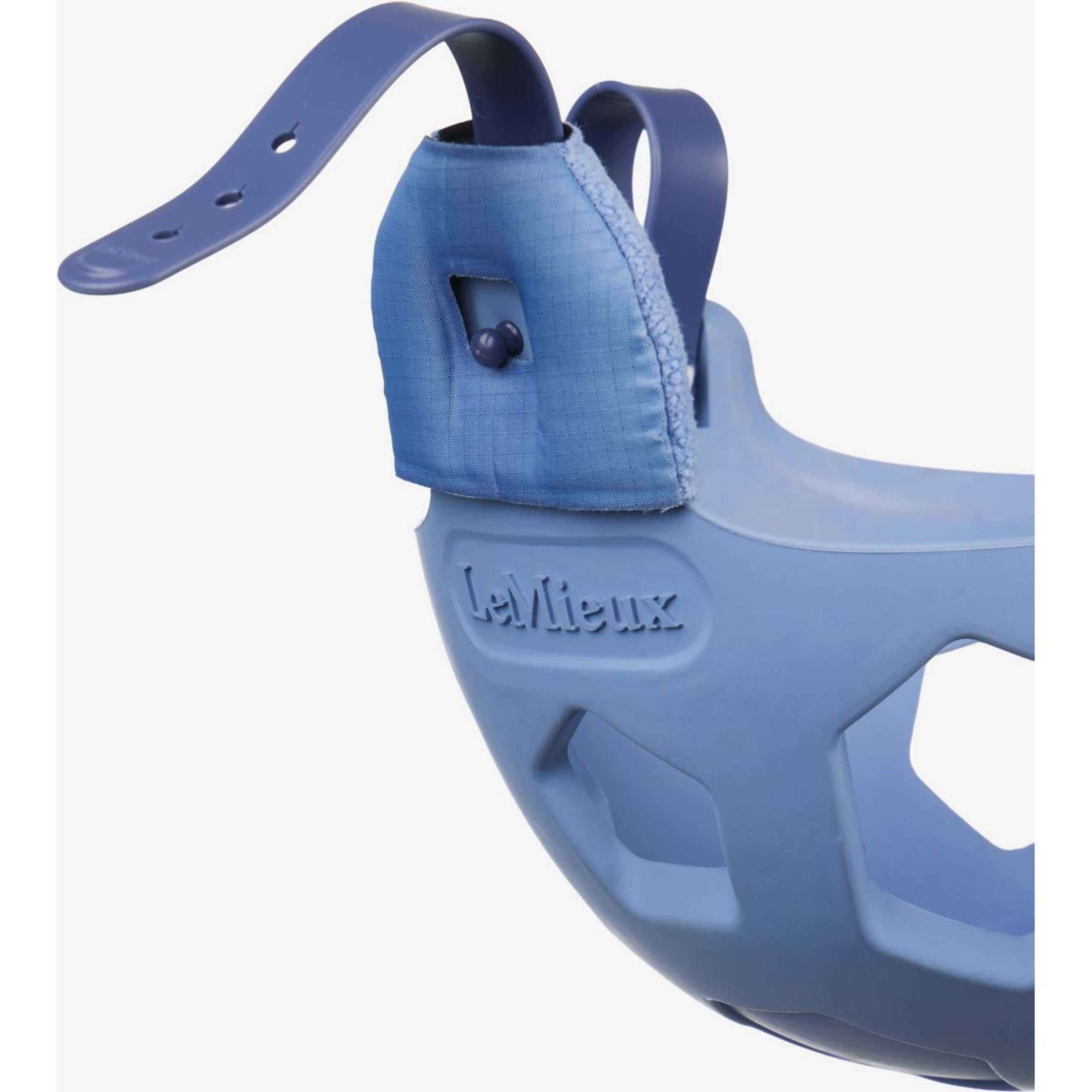 LeMieux Grazing Mask Noma Powder Blue LeMieux Grazing Mask Noma Powder Blue