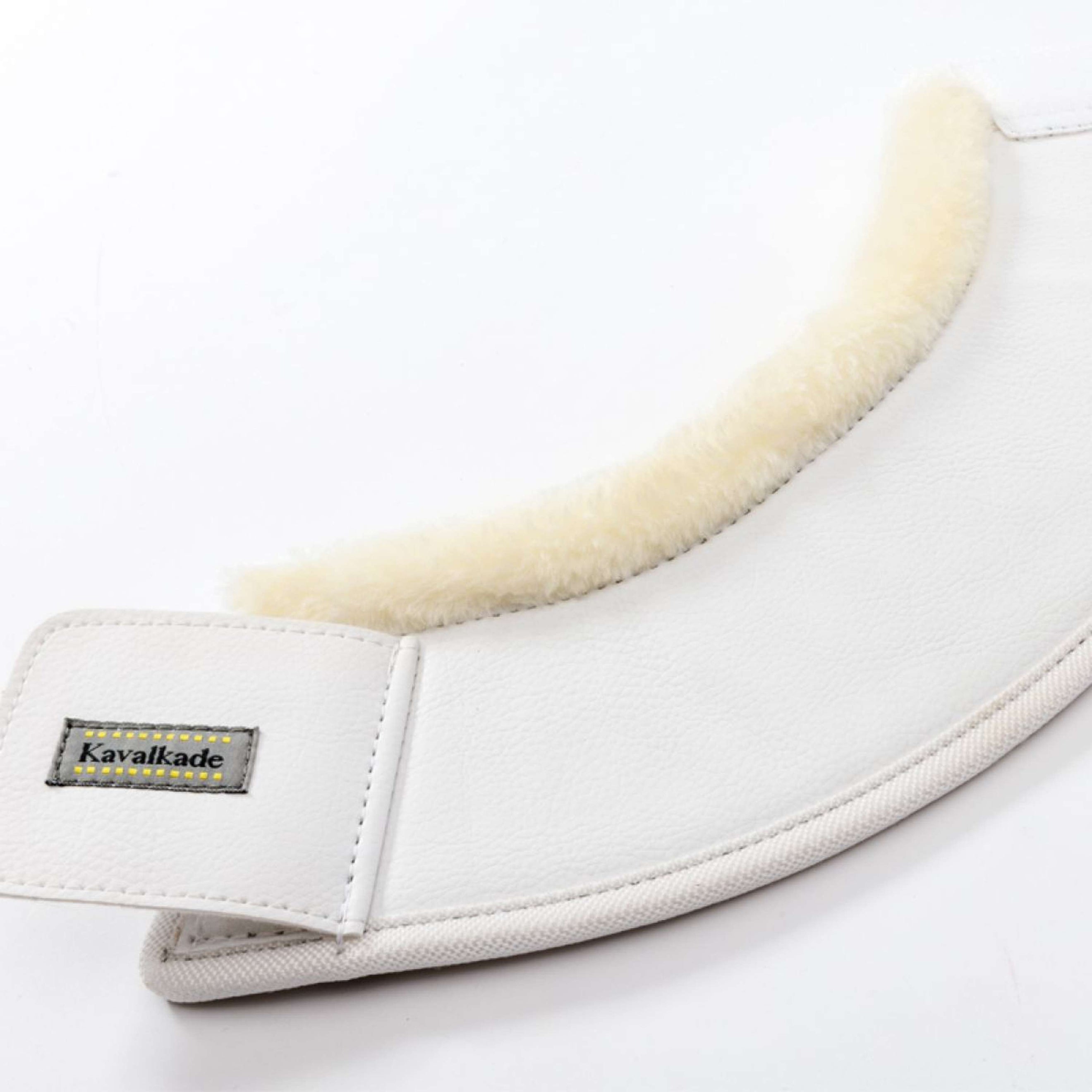 Kavalkade Bell Boots with Fake Fur White