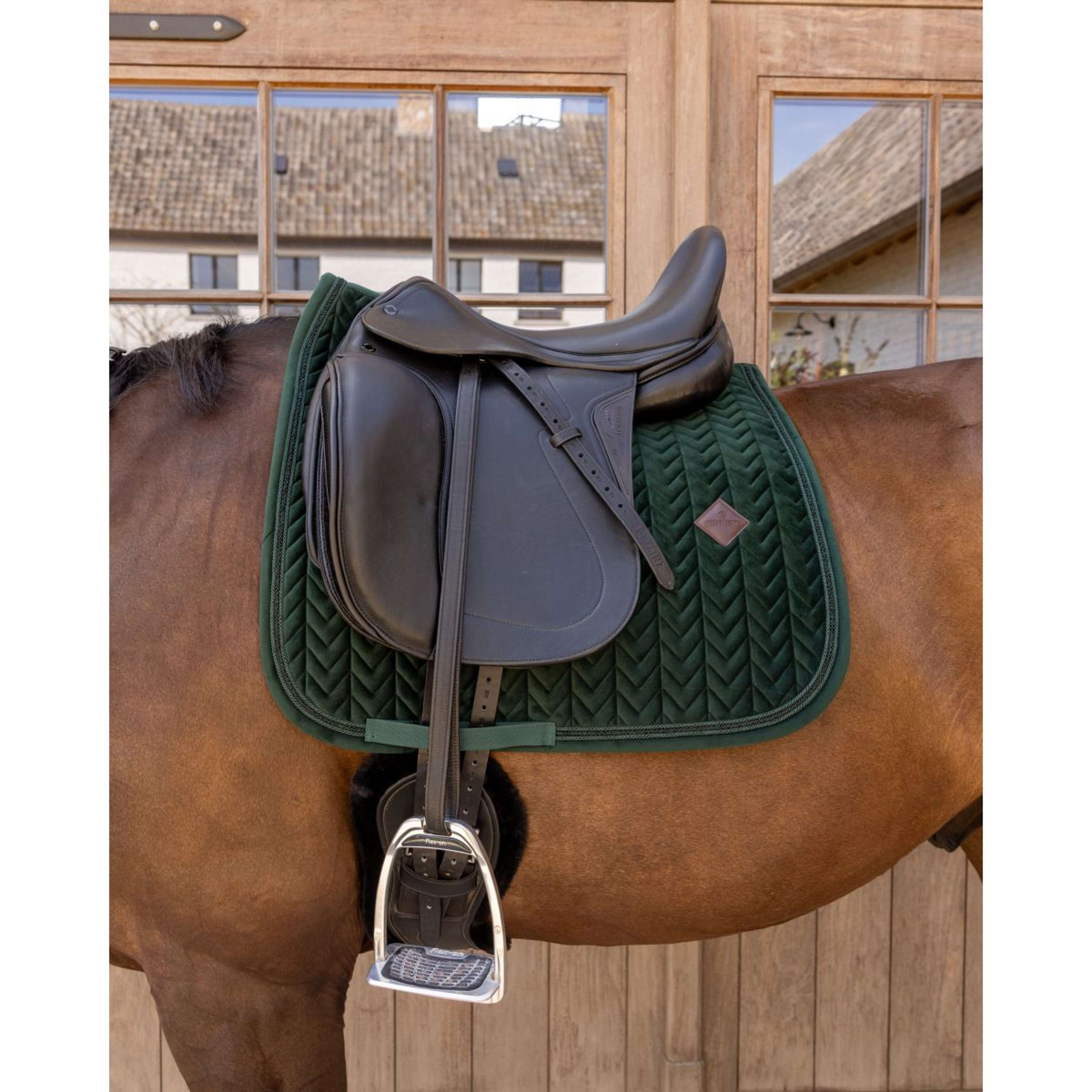 Kentucky Saddlepad Velvet Mini Pearls Dressage Pine Green