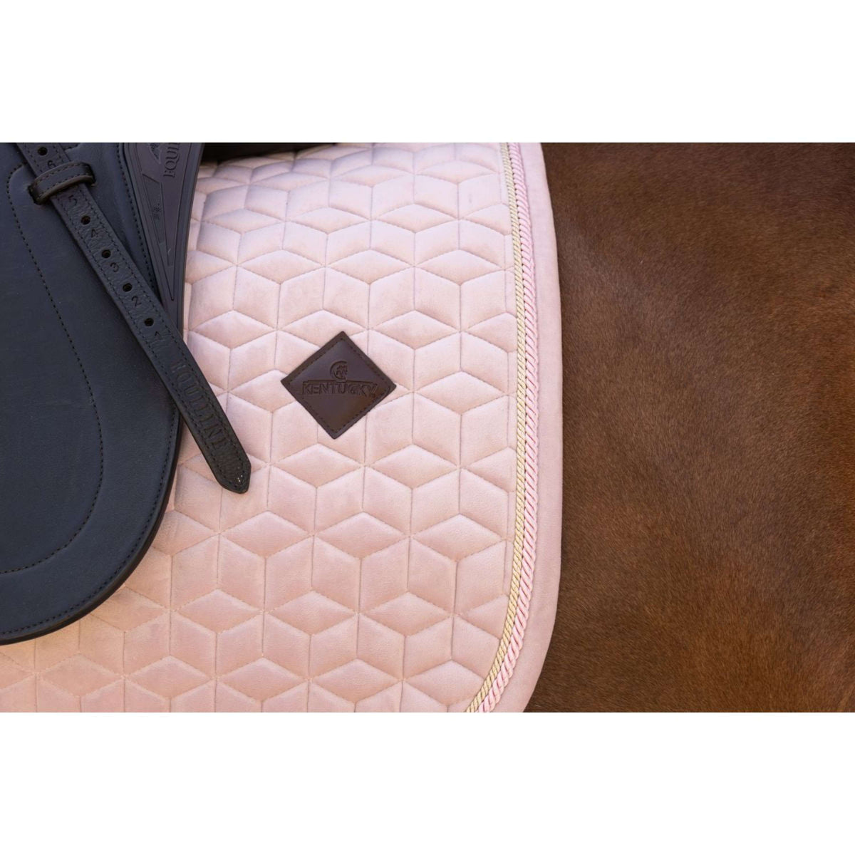 Kentucky Saddlepad Velvet Dressage Soft Rose