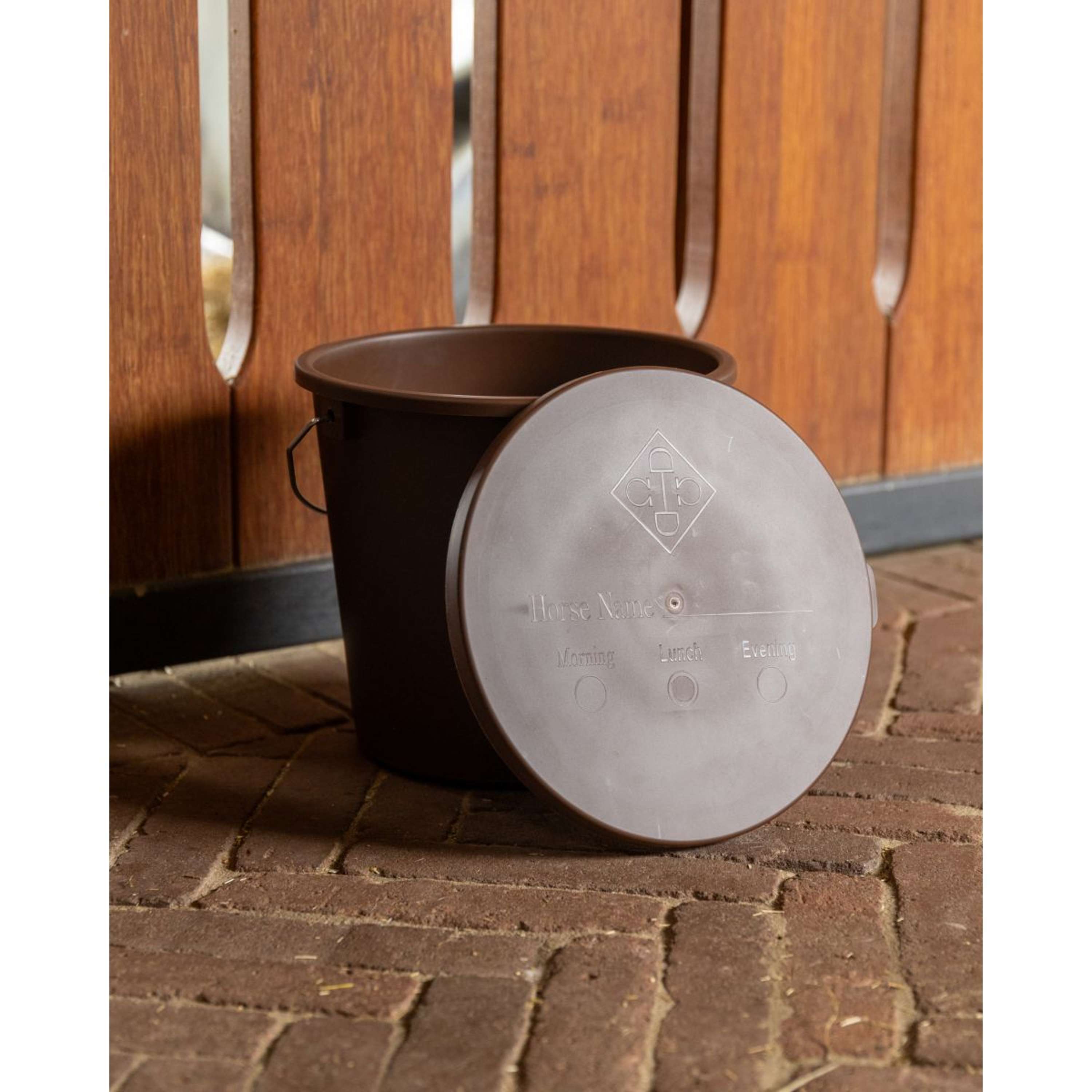 Kentucky Bucket with Lid Brown