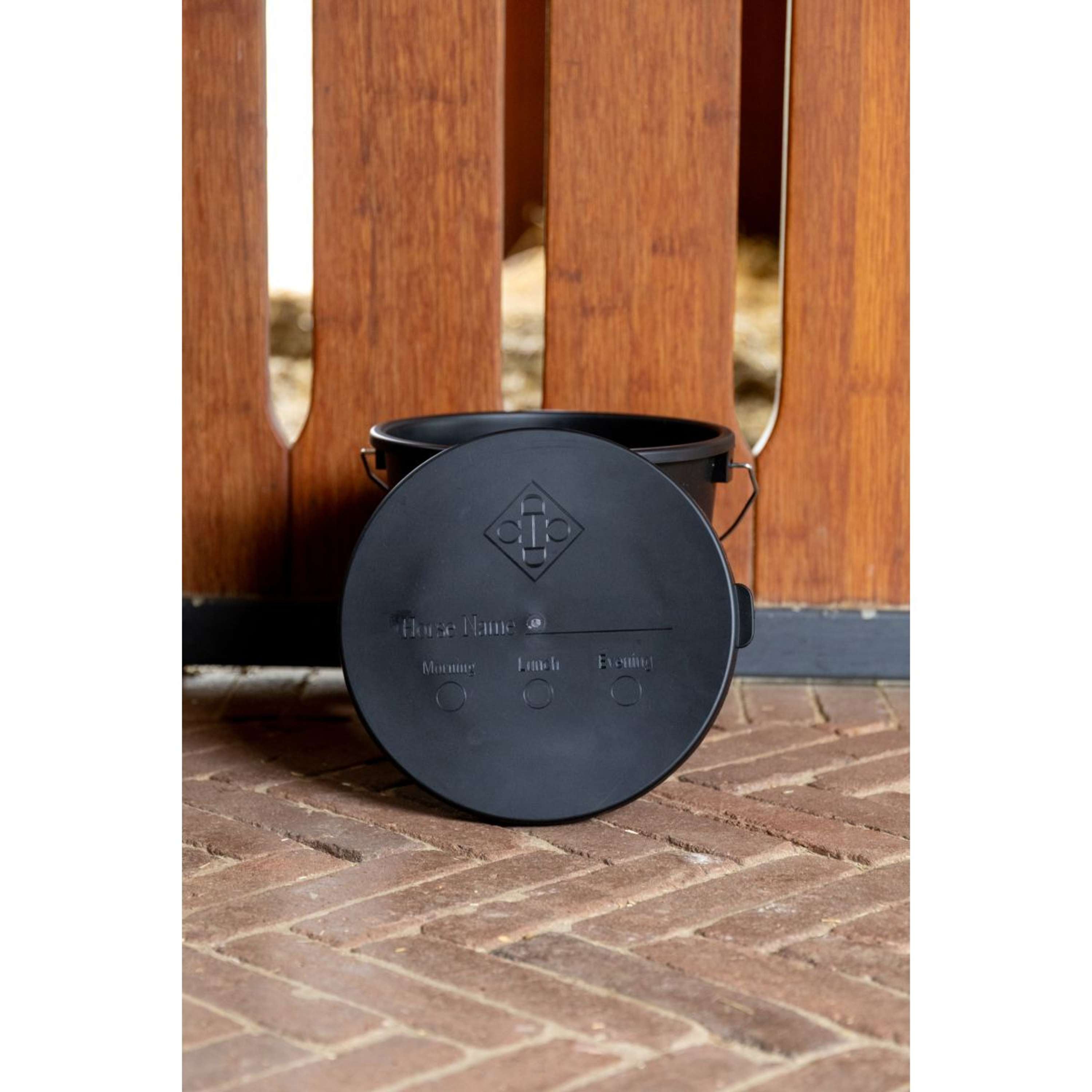 Kentucky Bucket with Lid Black