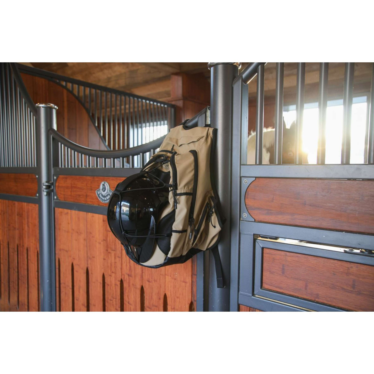 Grooming Deluxe by Kentucky Grooming Backpack Beige