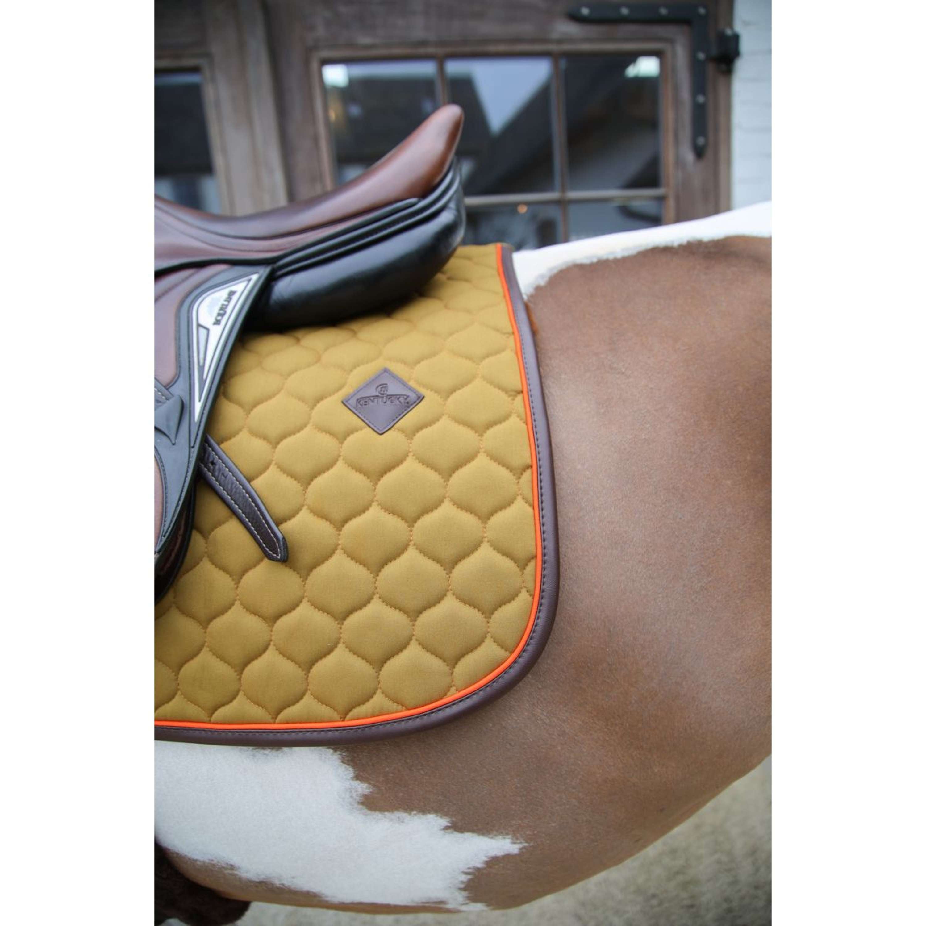 Kentucky Horsewear Saddlepad Onion Quilt Leather Neon Jumping Kaki
