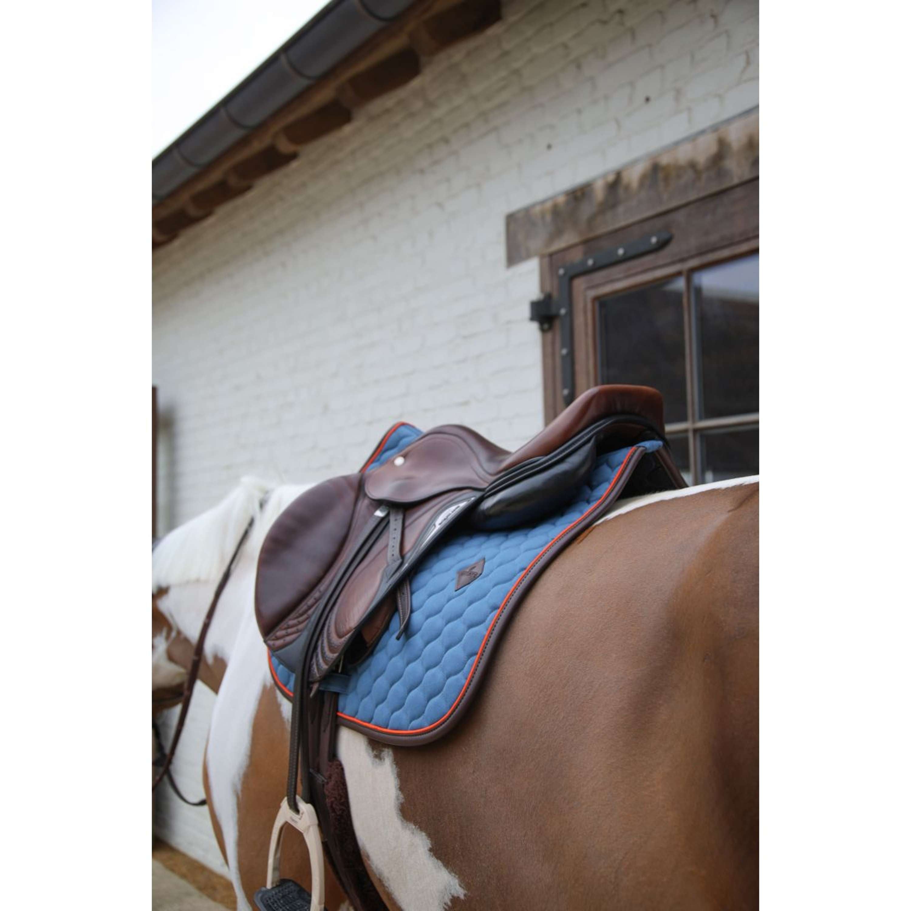 Kentucky Horsewear Saddlepad Onion Quilt Leather Neon Jumping Blue