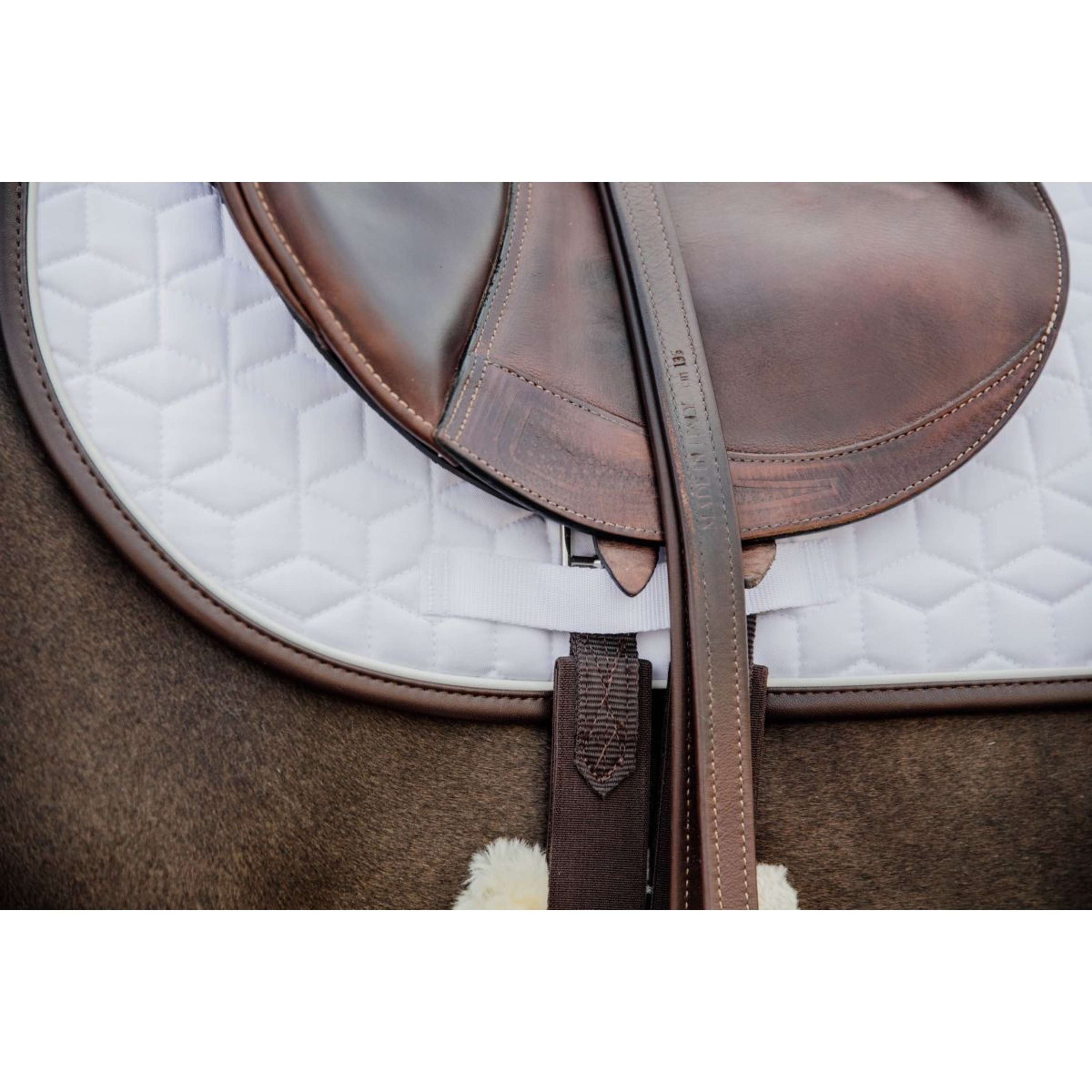 Kentucky Saddlepad Skin Friendly Jumping White