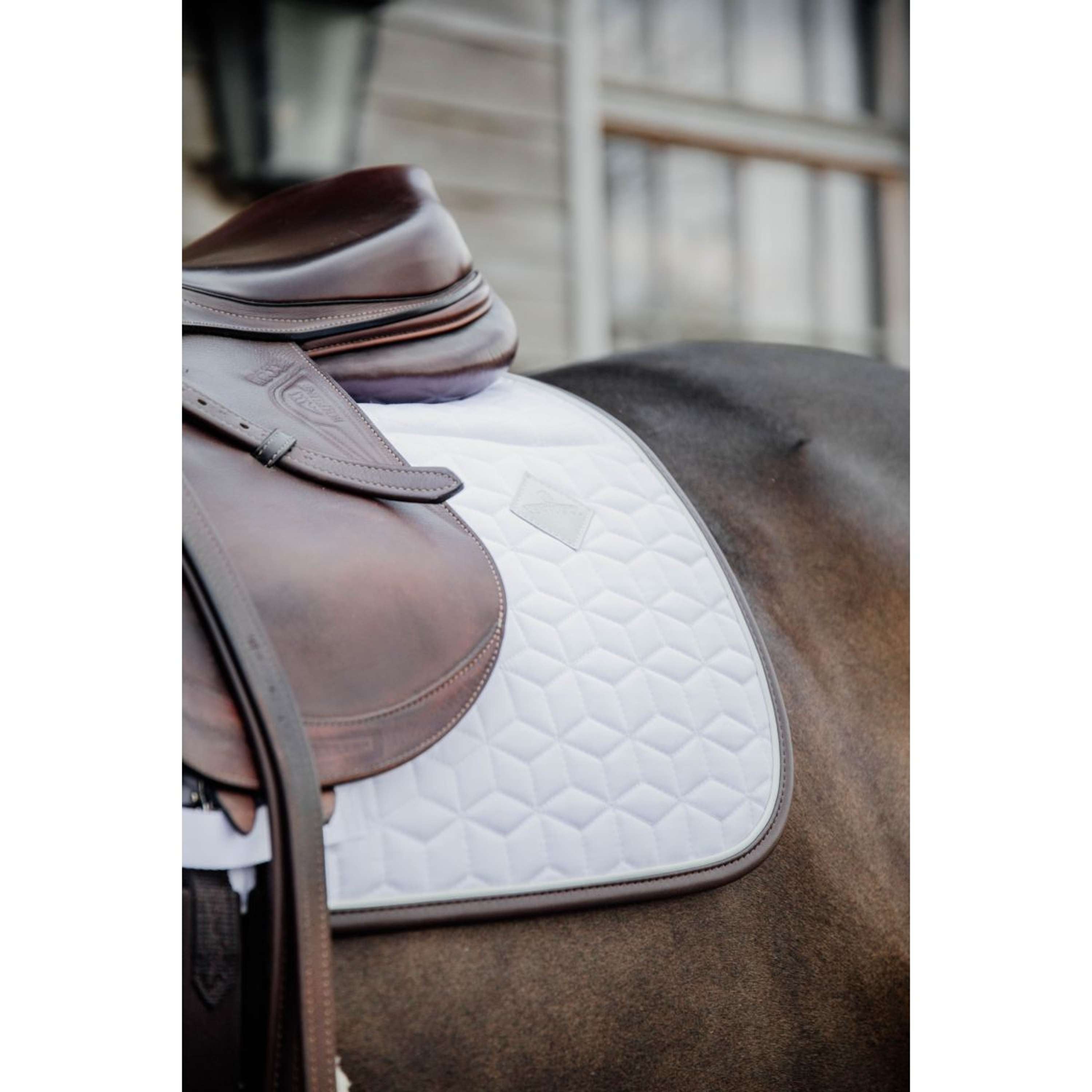 Kentucky Saddlepad Skin Friendly Jumping White