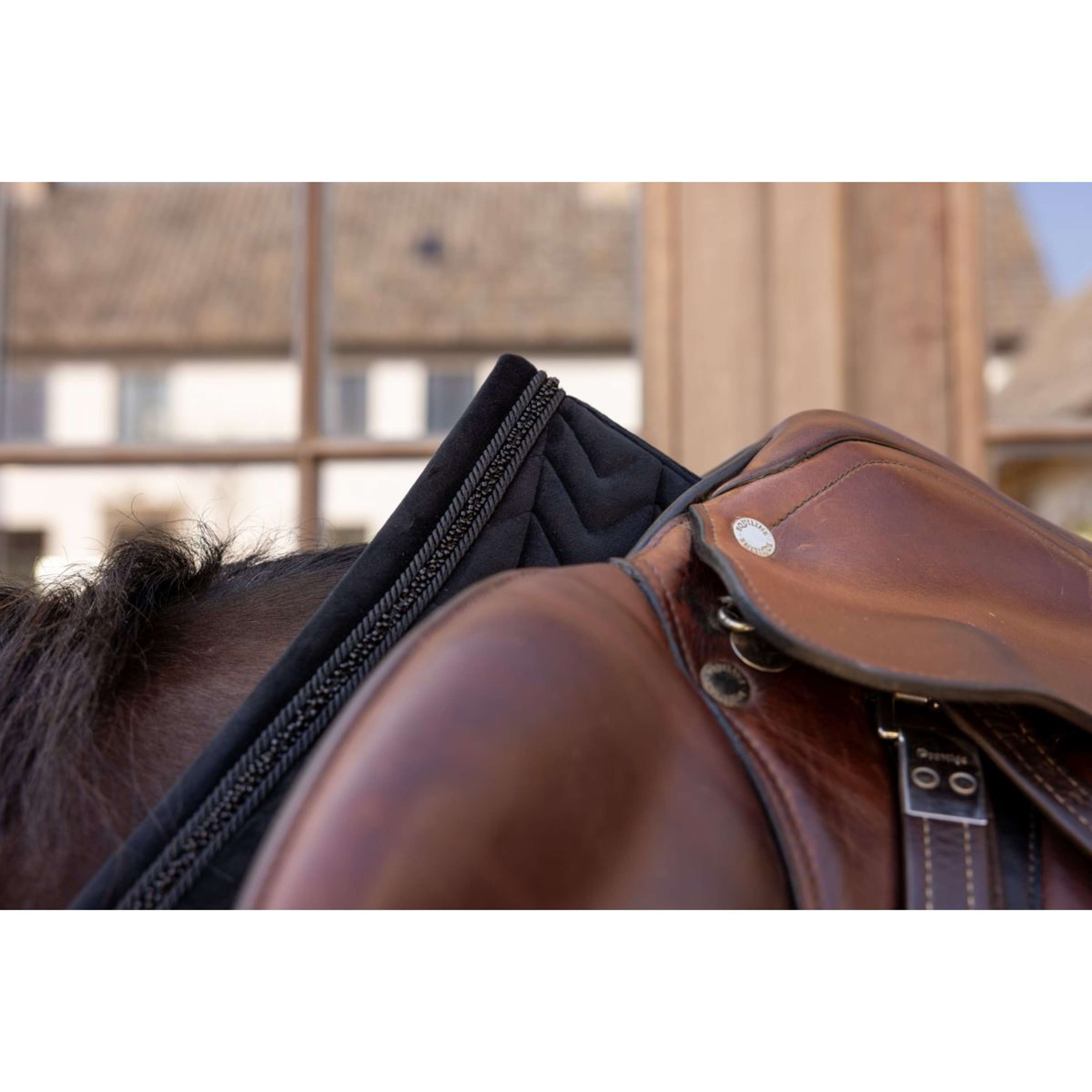 Kentucky Saddlepad Velvet Mini Pearls Jumping Black