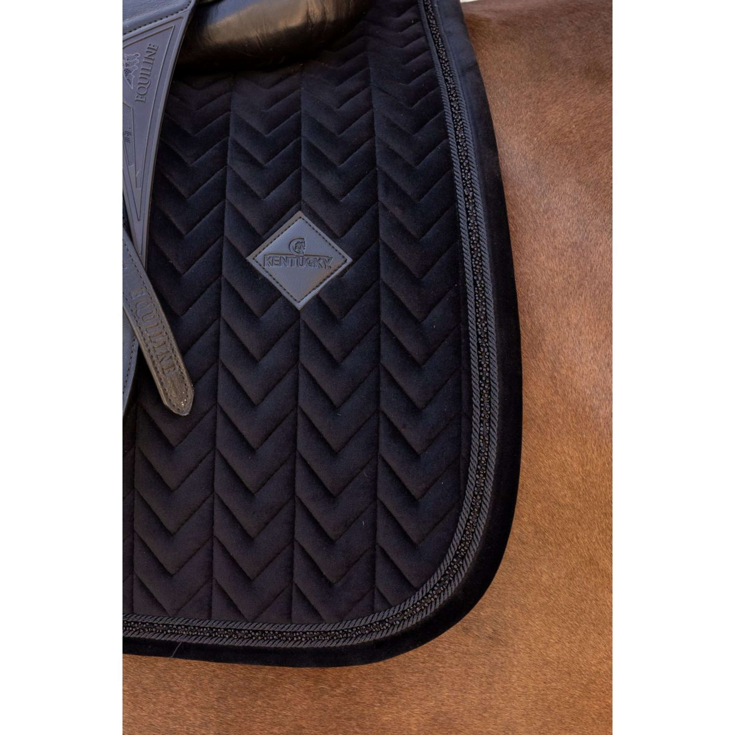 Kentucky Saddlepad Velvet Mini Pearls Dressage Black