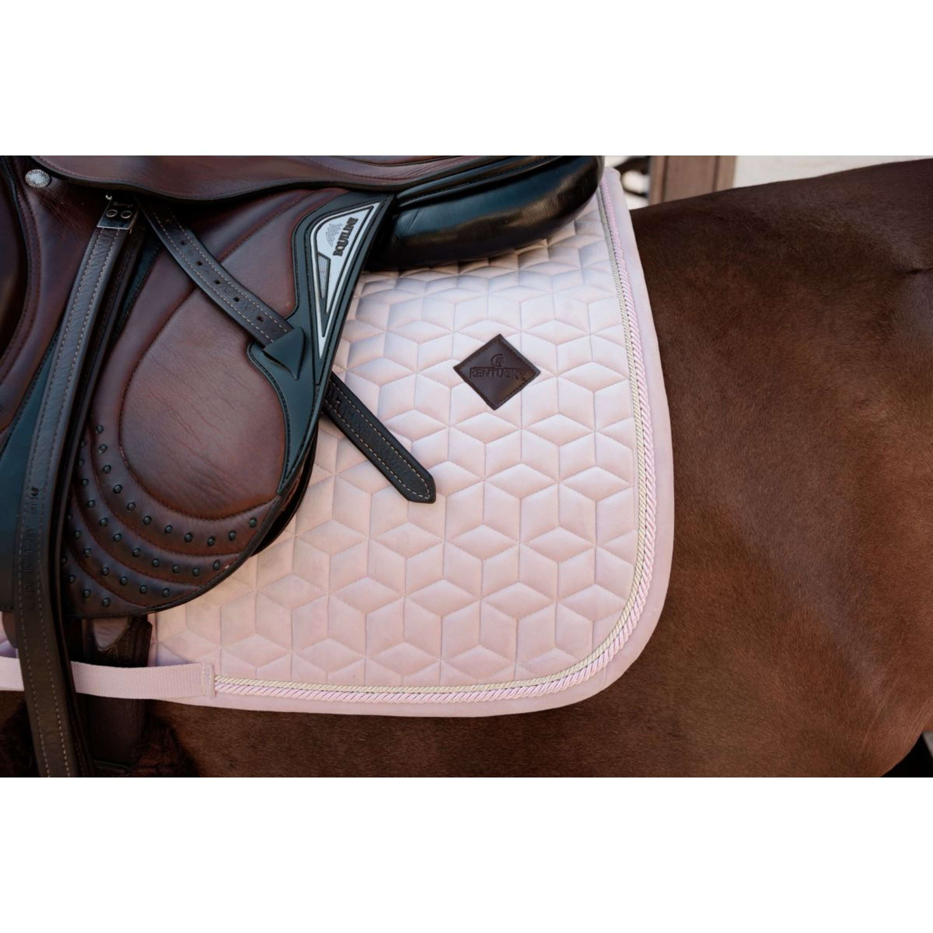 Kentucky Saddlepad Velvet Jumping Soft Rose