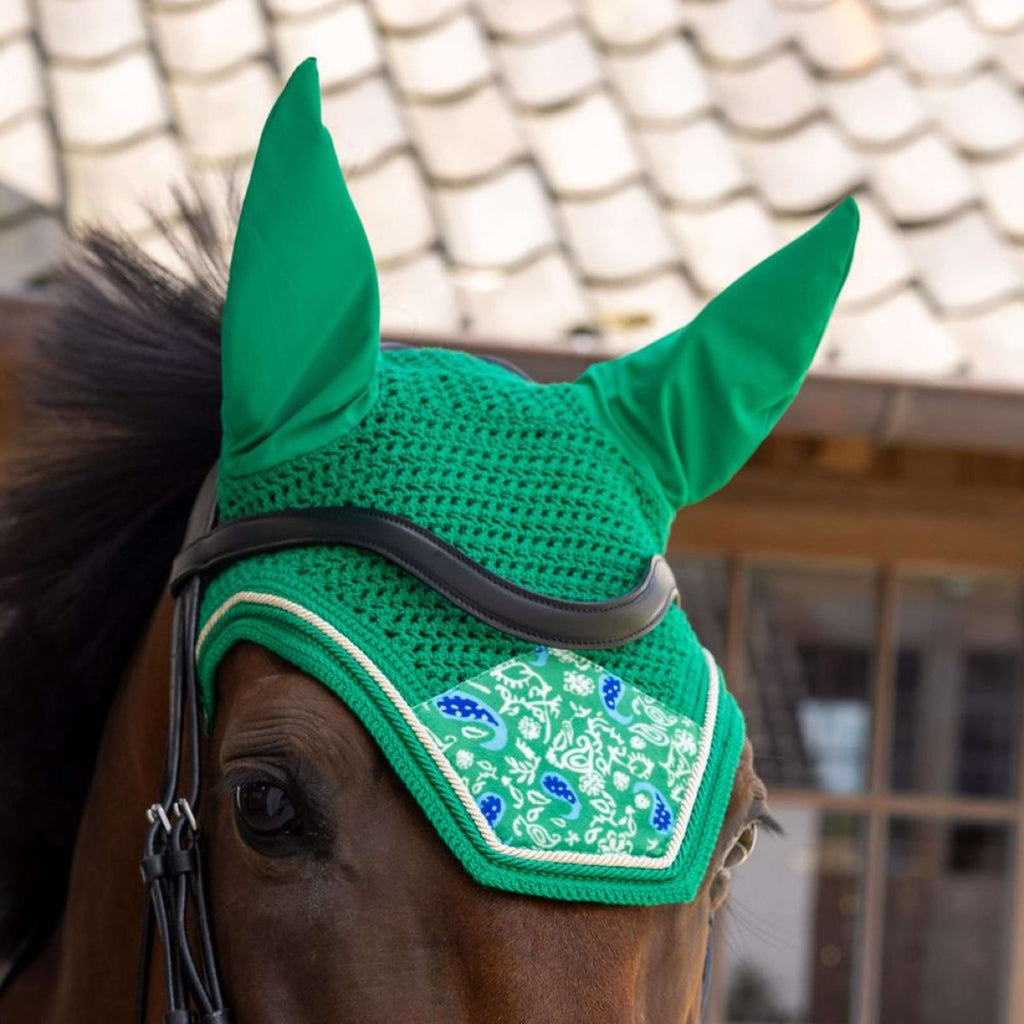 Kentucky Ear Bonnet Wellington Velvet Paisley Garden green/navy