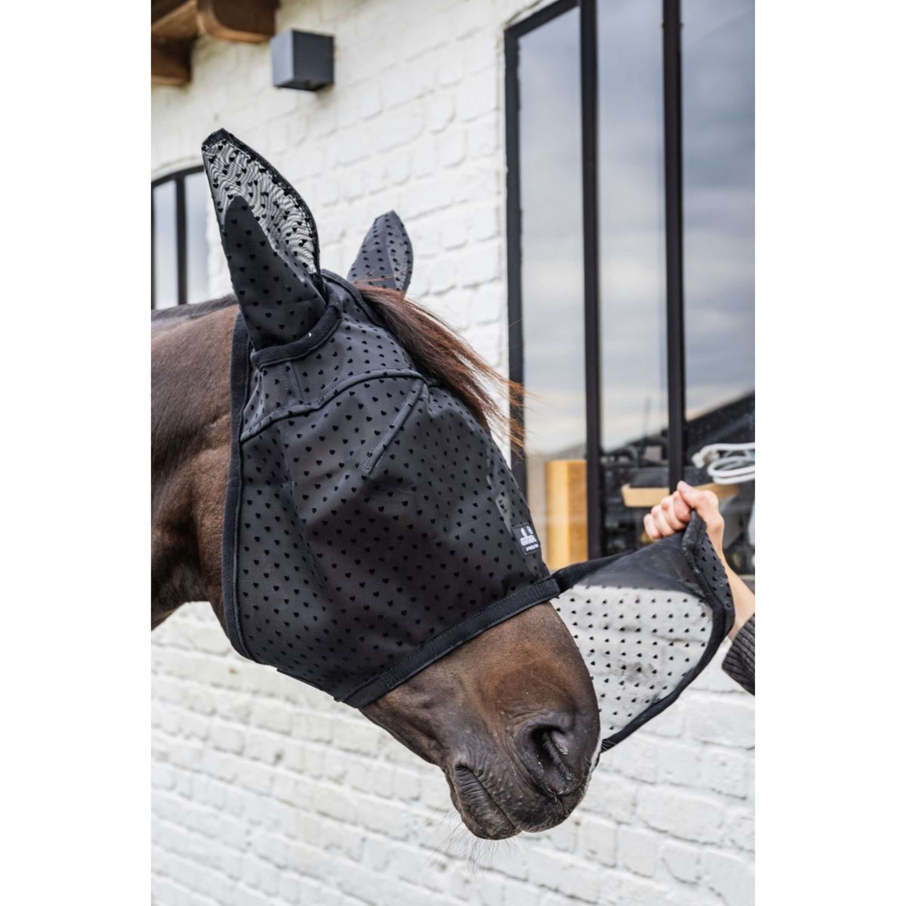 Kentucky Fly Mask Heart with Ears and Nose Black