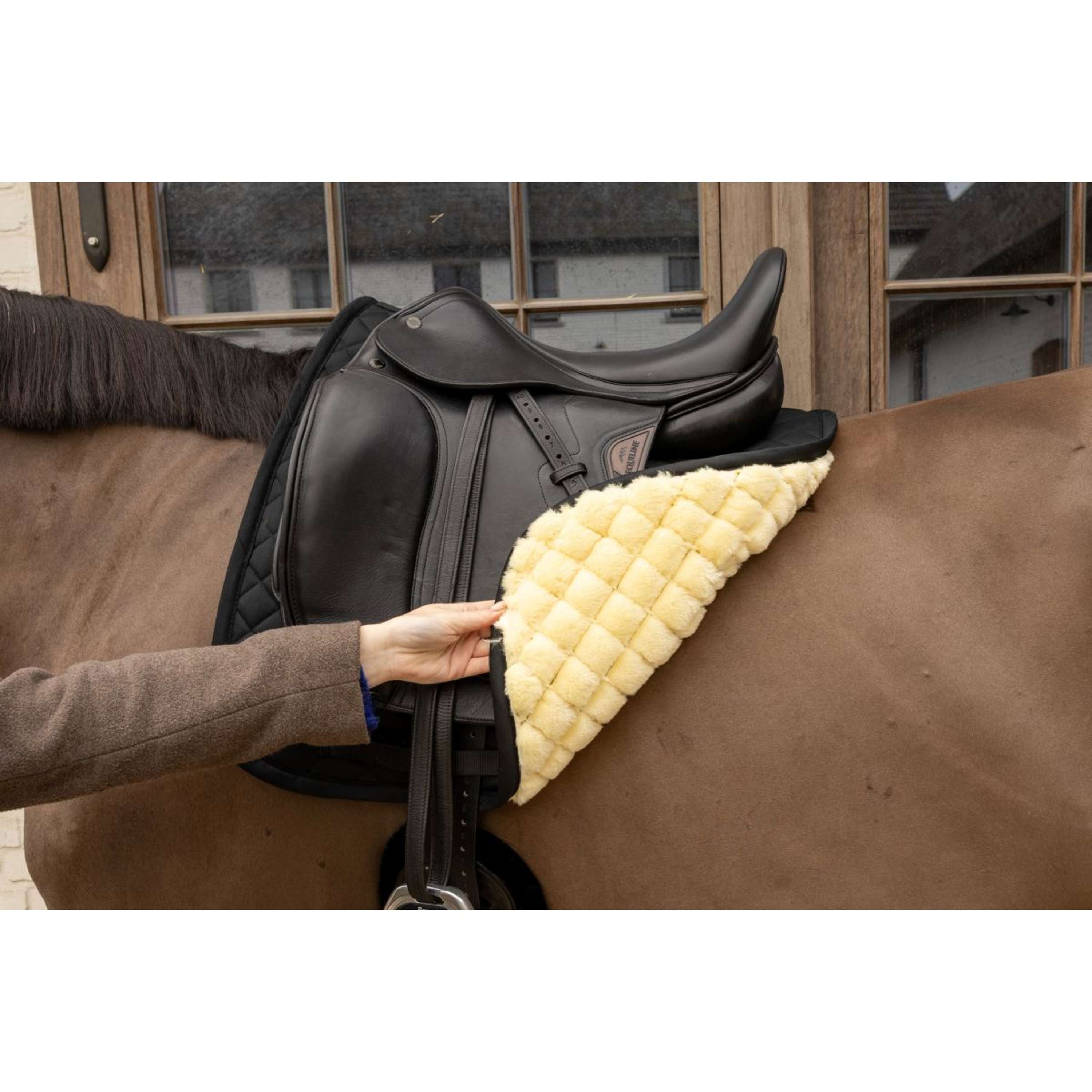 Kentucky Saddlepad Skin Friendly Diamond Dressage Black