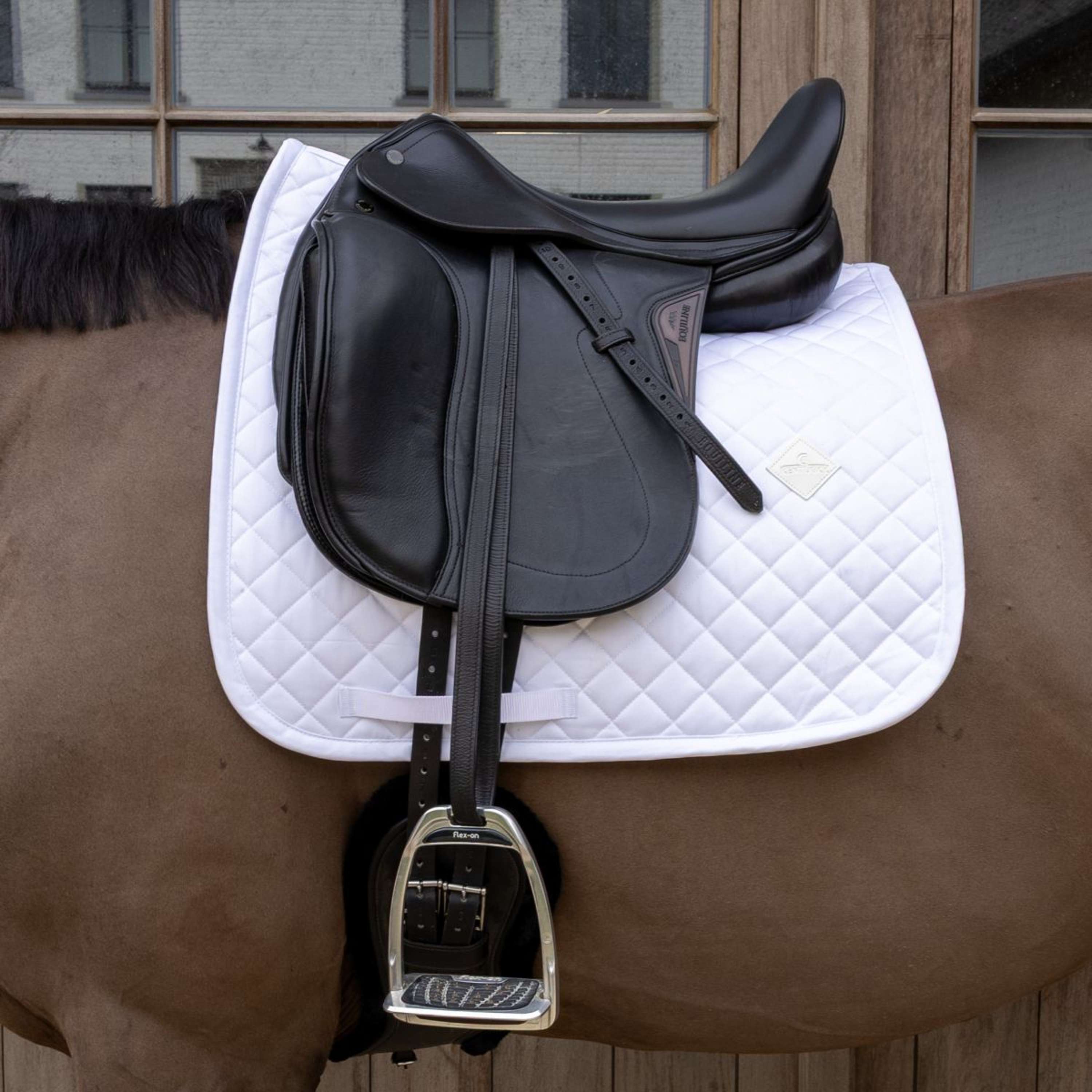 Kentucky Saddlepad Skin Friendly Diamond Dressage White
