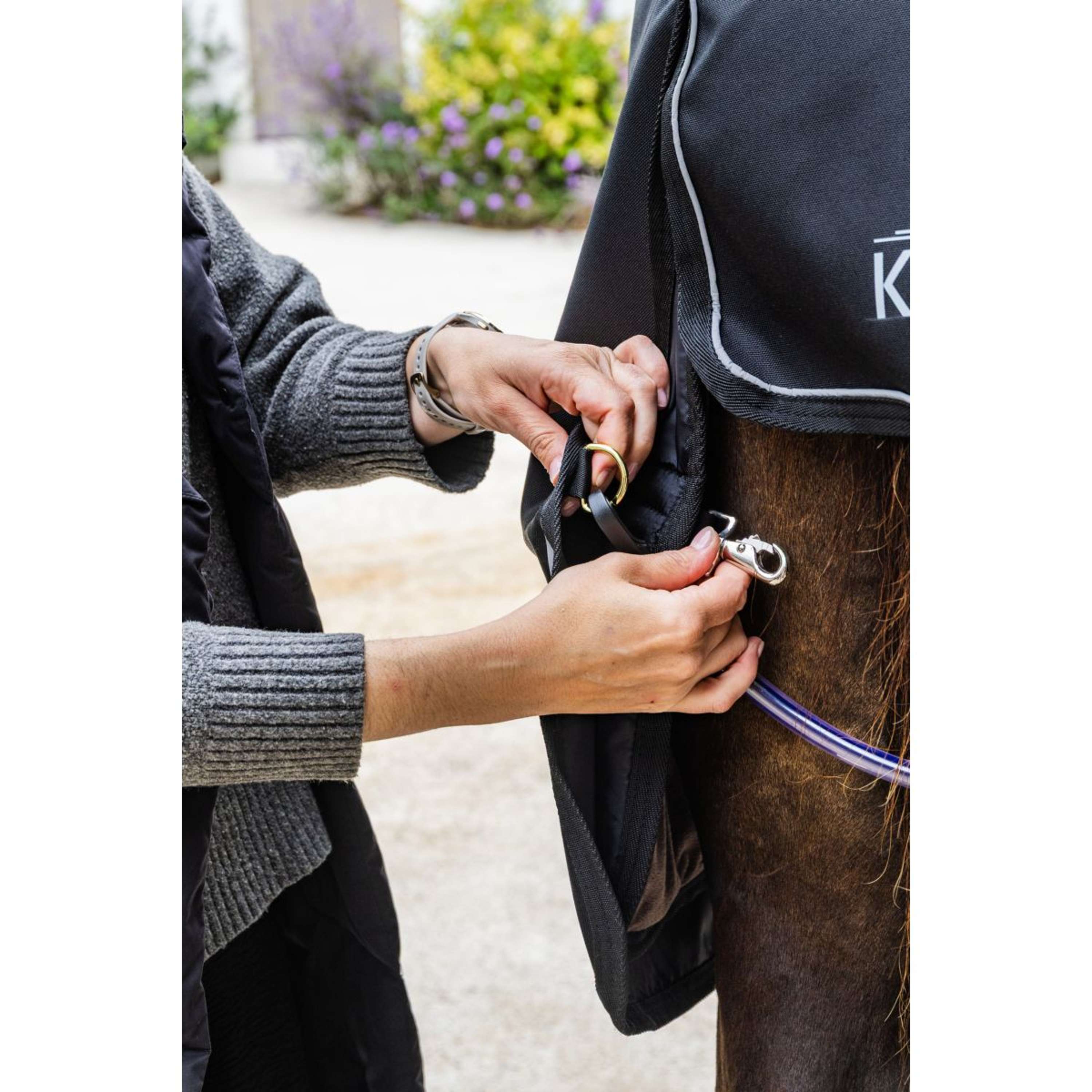 Kentucky Turnout Rug All Weather Comfort Waterproof 100g Black