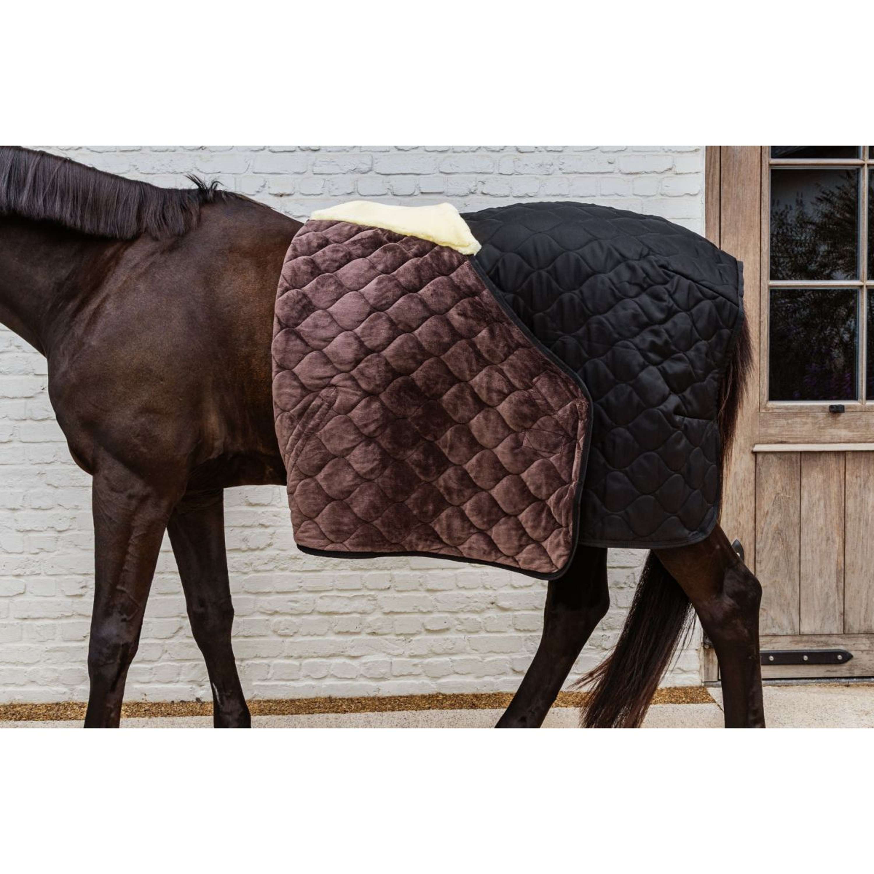 Kentucky Stable Rug Comfort 100g Black