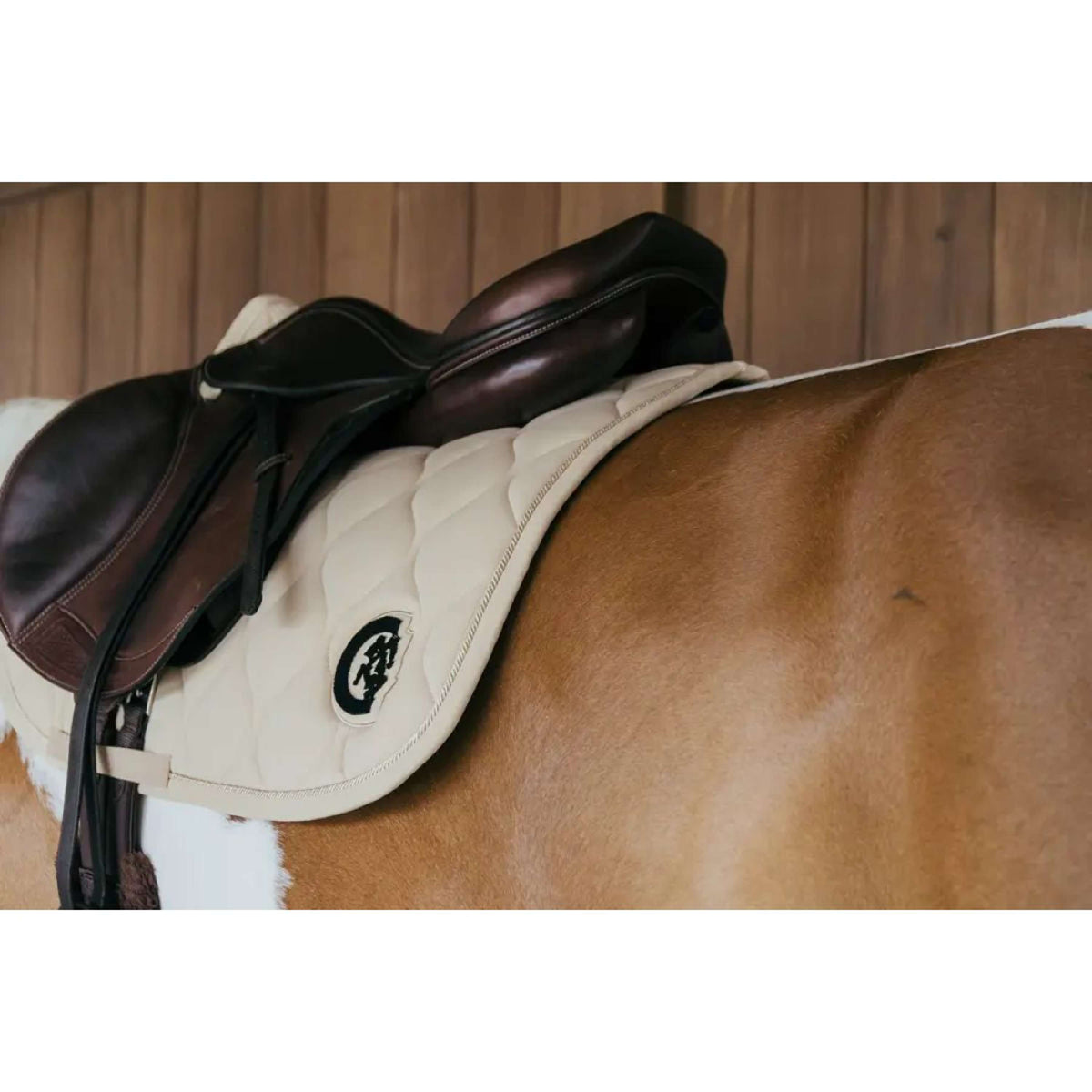 Kentucky Saddlepad Wave 3D logo Jumping Beige