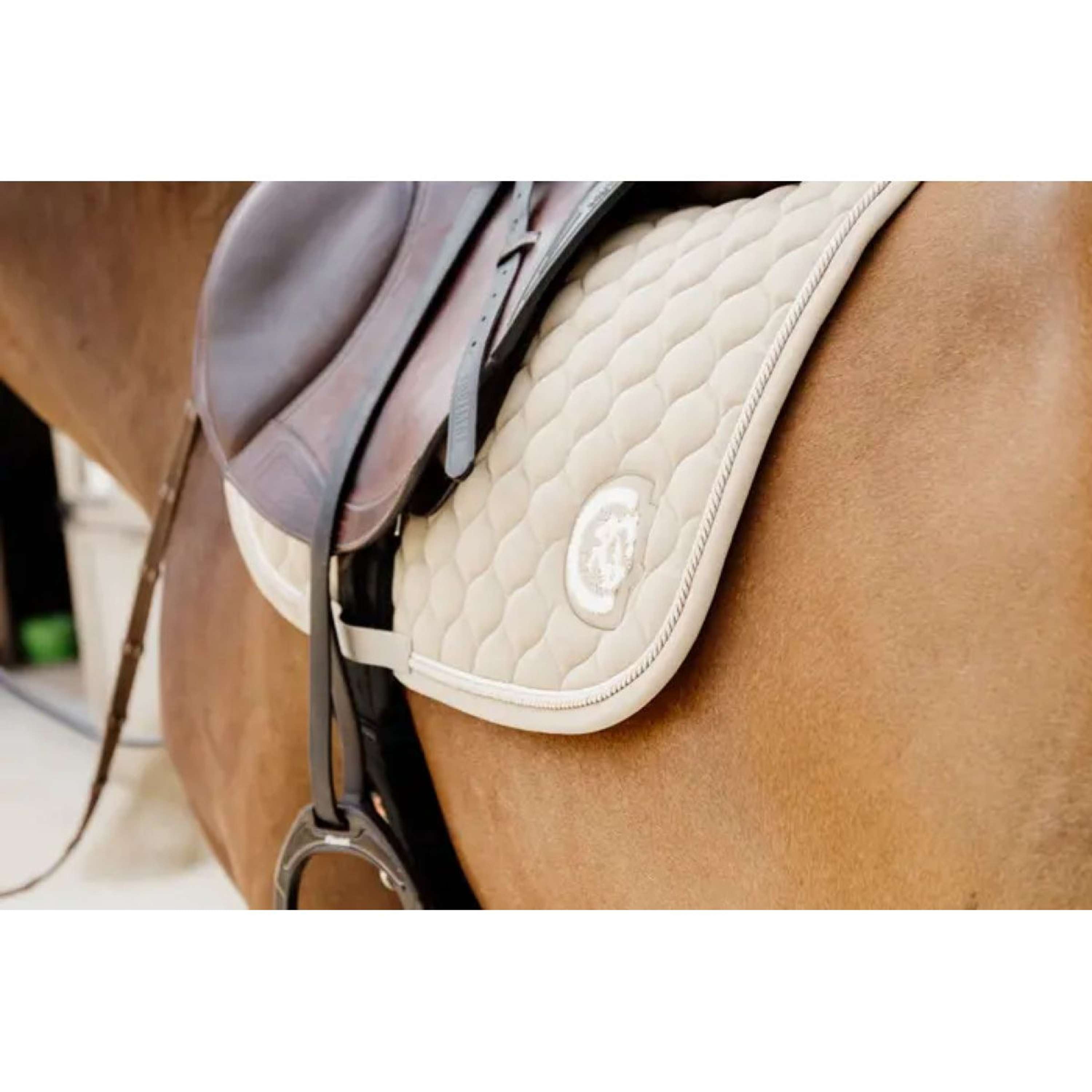 Kentucky Horsewear Saddlepad Onion Quilt 3D Logo Jumping Beige