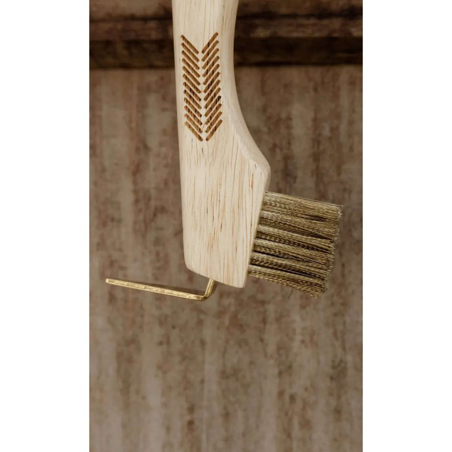 Kentucky Horsewear Hoof Pick with brush and magnet