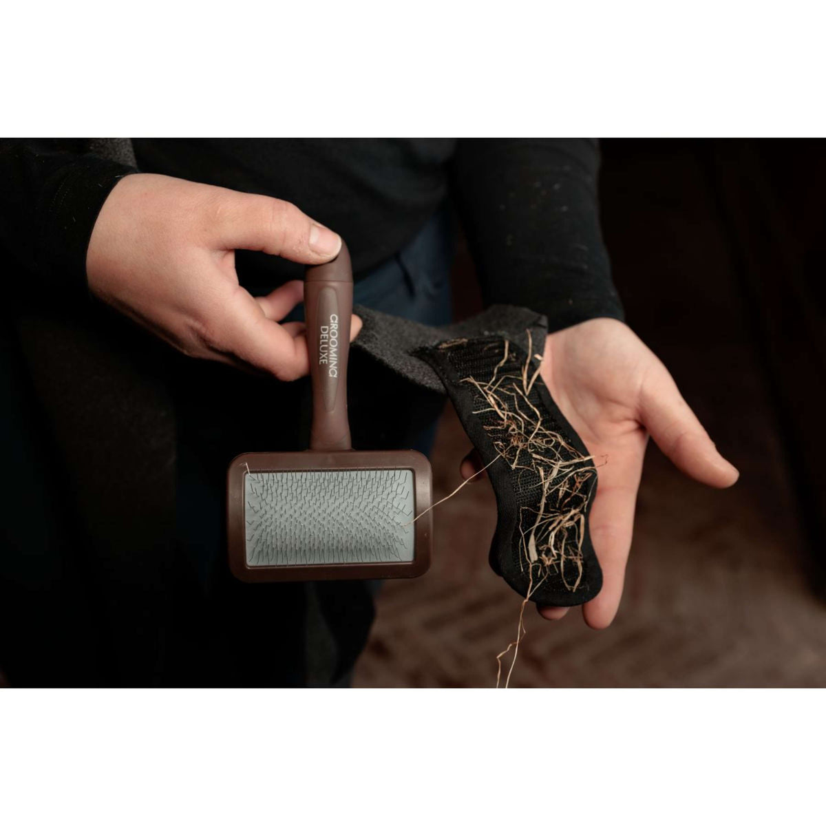 Grooming Deluxe by Kentucky Velcro Cleaning Brush Brown