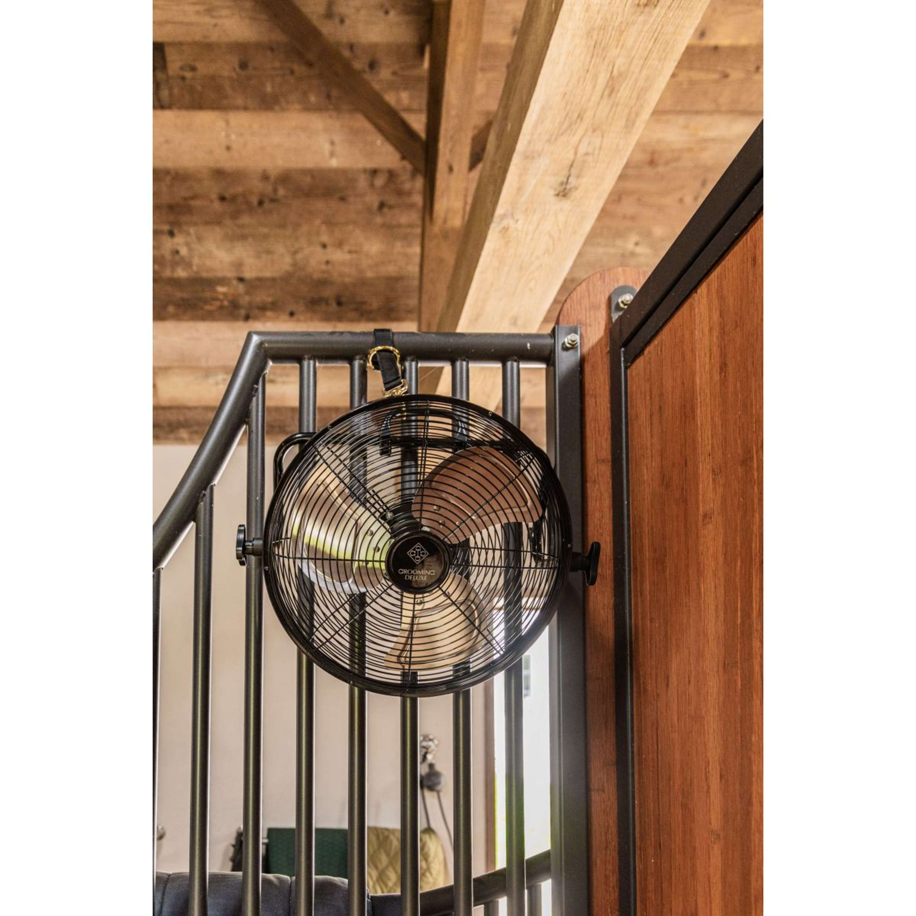 Kentucky Wireless Fan with Battery and Charger Black