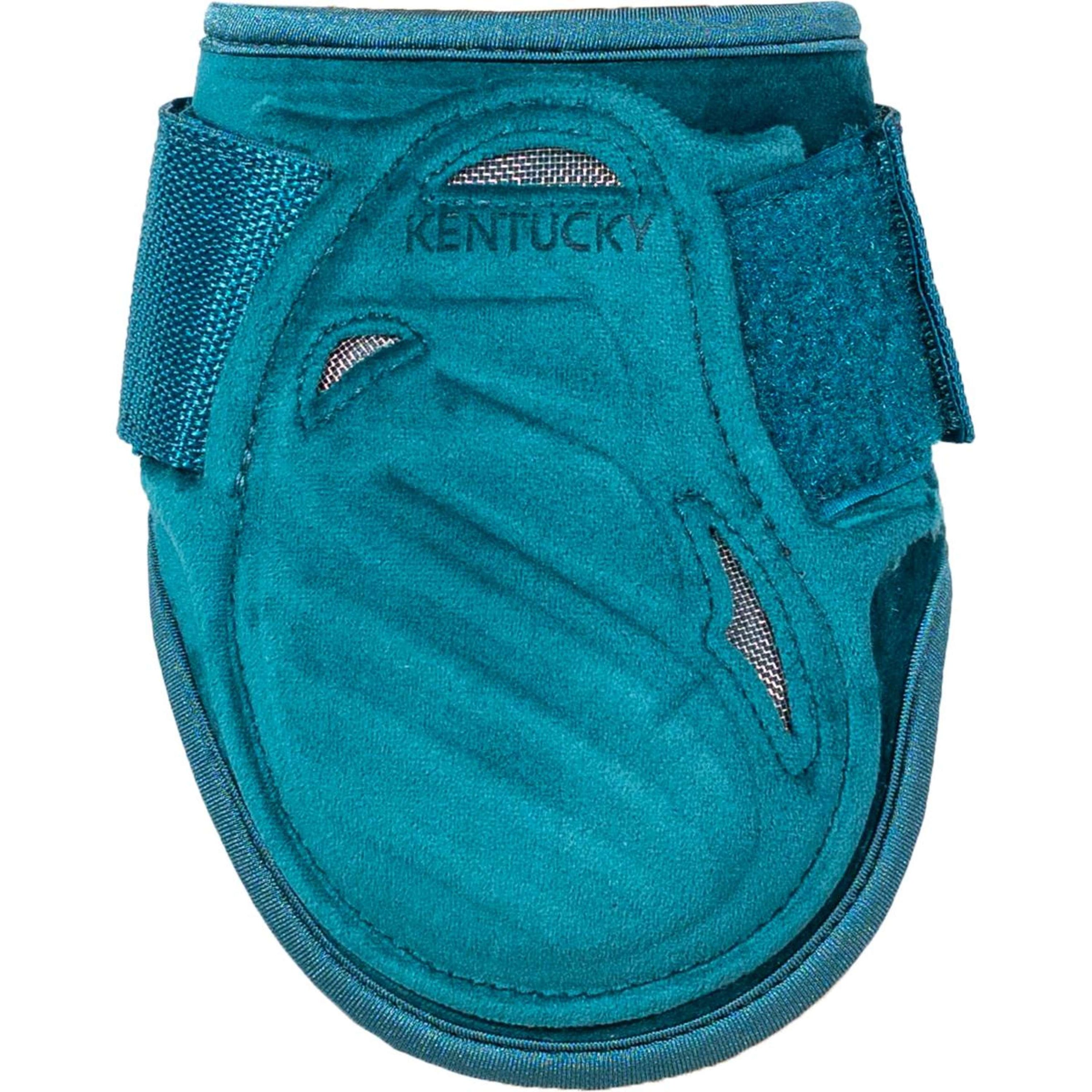 Kentucky Bullet guards Young Horse Velvet Emerald