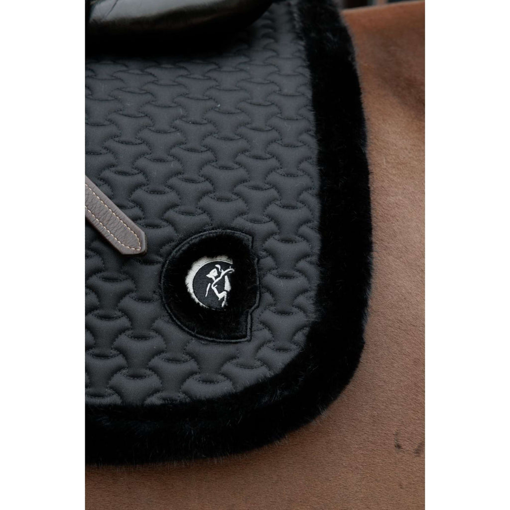 Kentucky Horsewear Saddlepad Fake Fur Onion Quilt Jumping Black