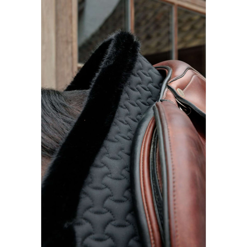 Kentucky Horsewear Saddlepad Fake Fur Onion Quilt Jumping Black