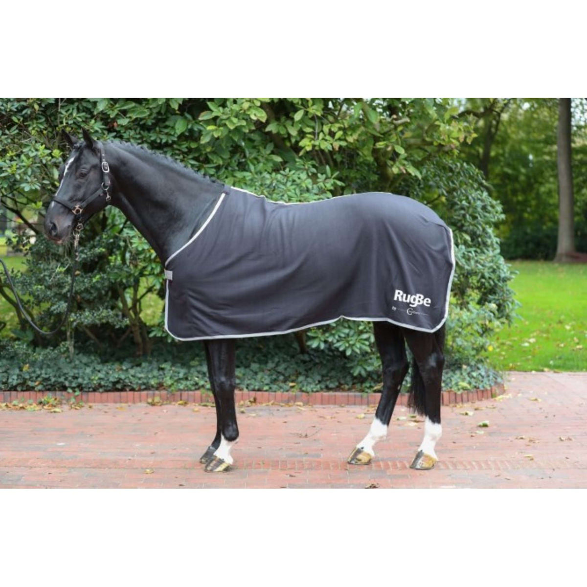 RugBe by Covalliero Fleece Rug Black