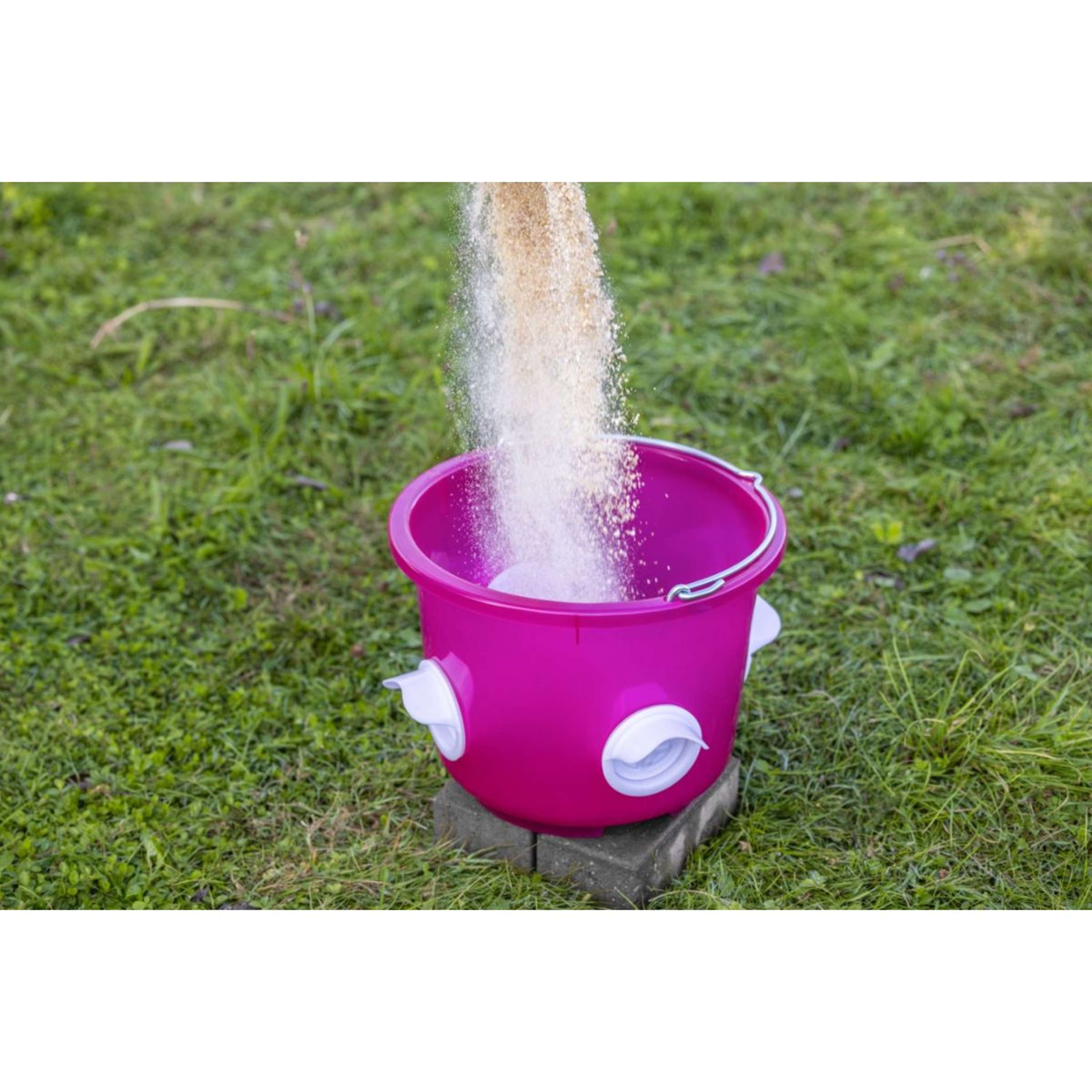 Kerbl Food Bucket Chickens Pink