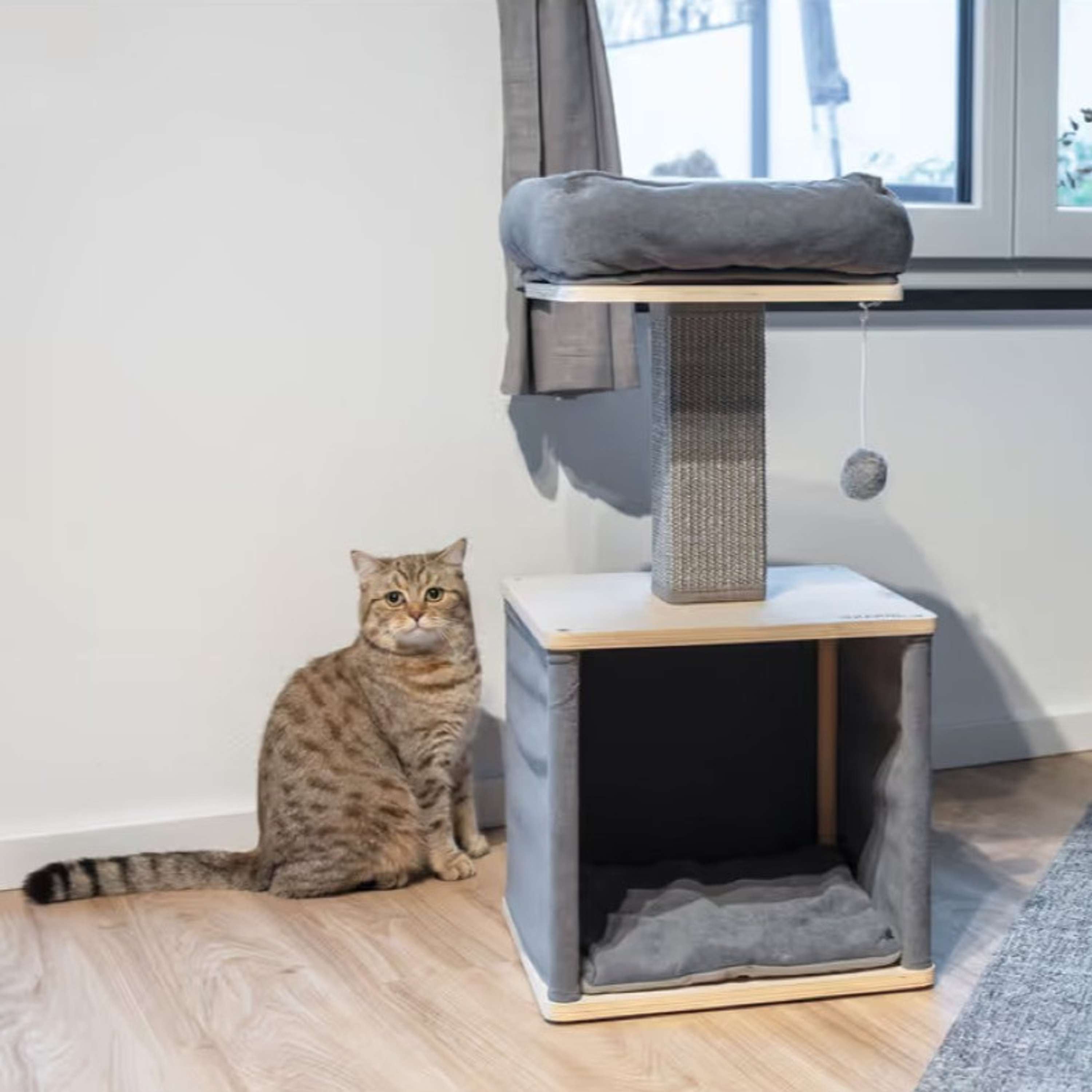 Kerbl Scratch Pole Noah II Grey