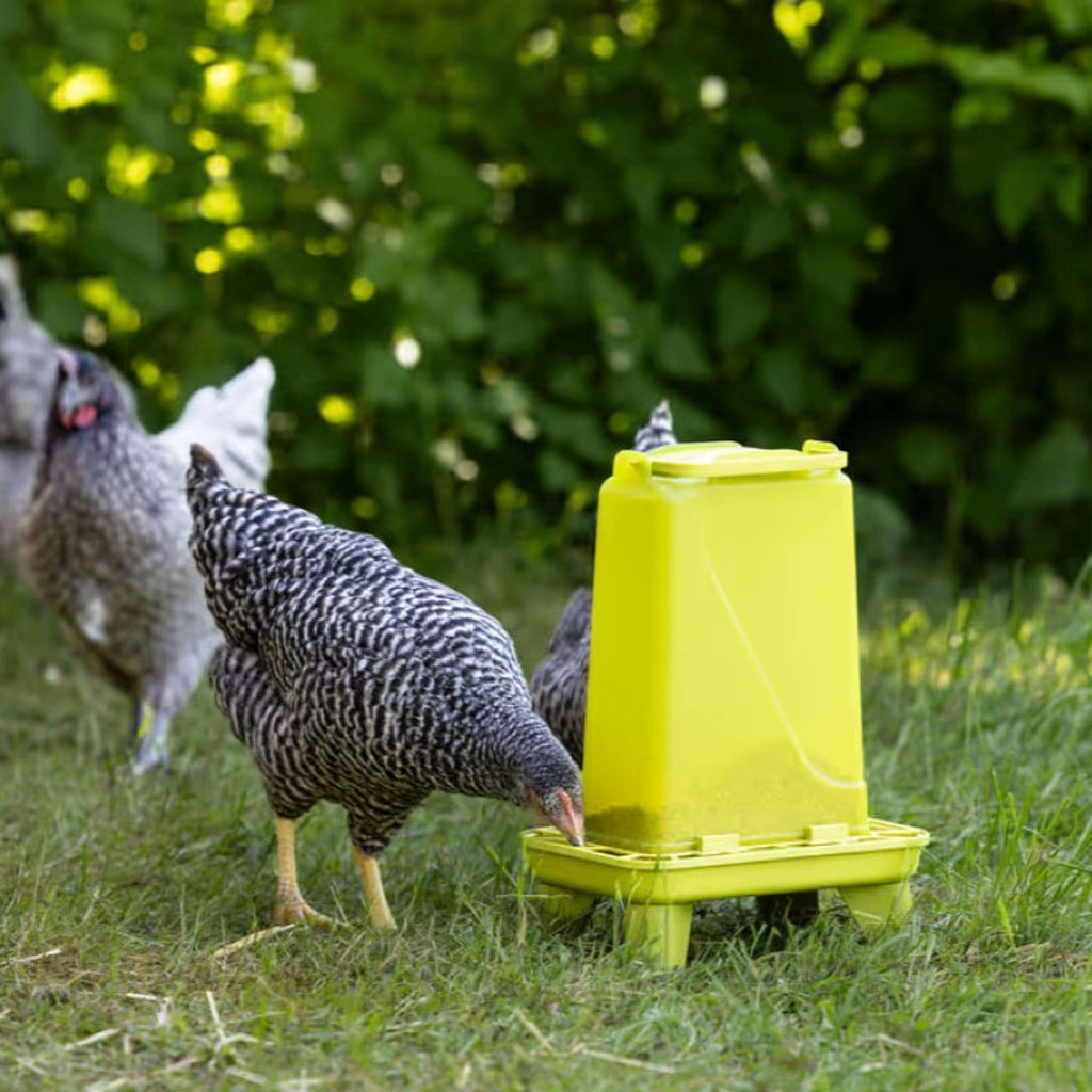 Kerbl Feeder on a Stand Green