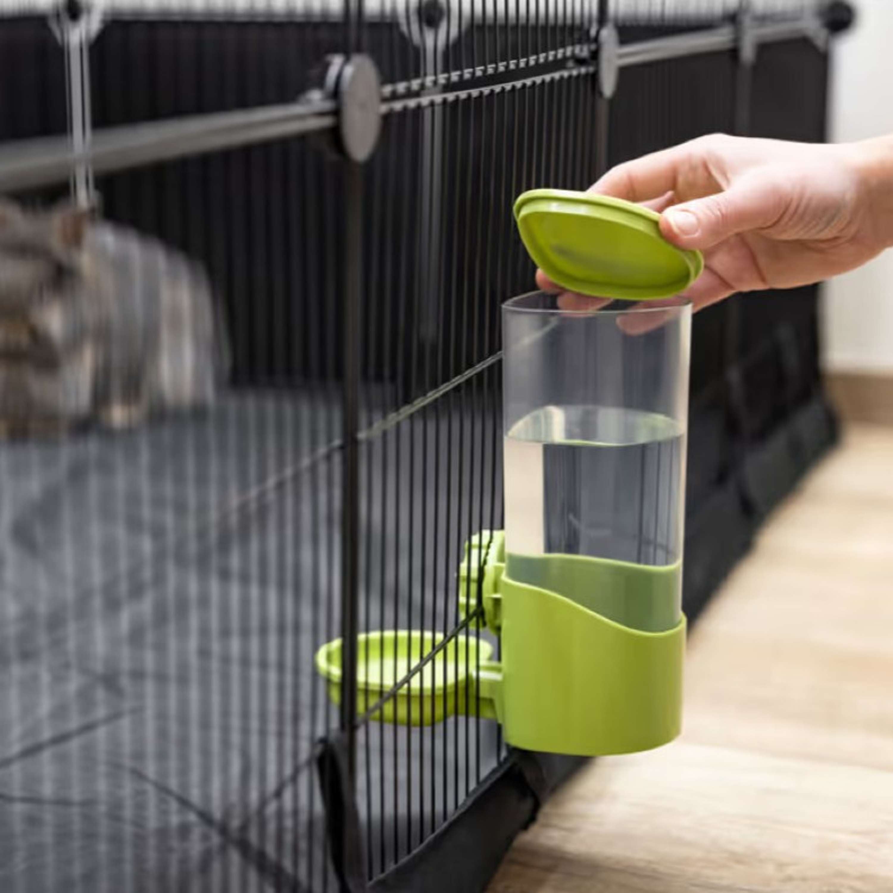 Kerbl Water Dispenser Green