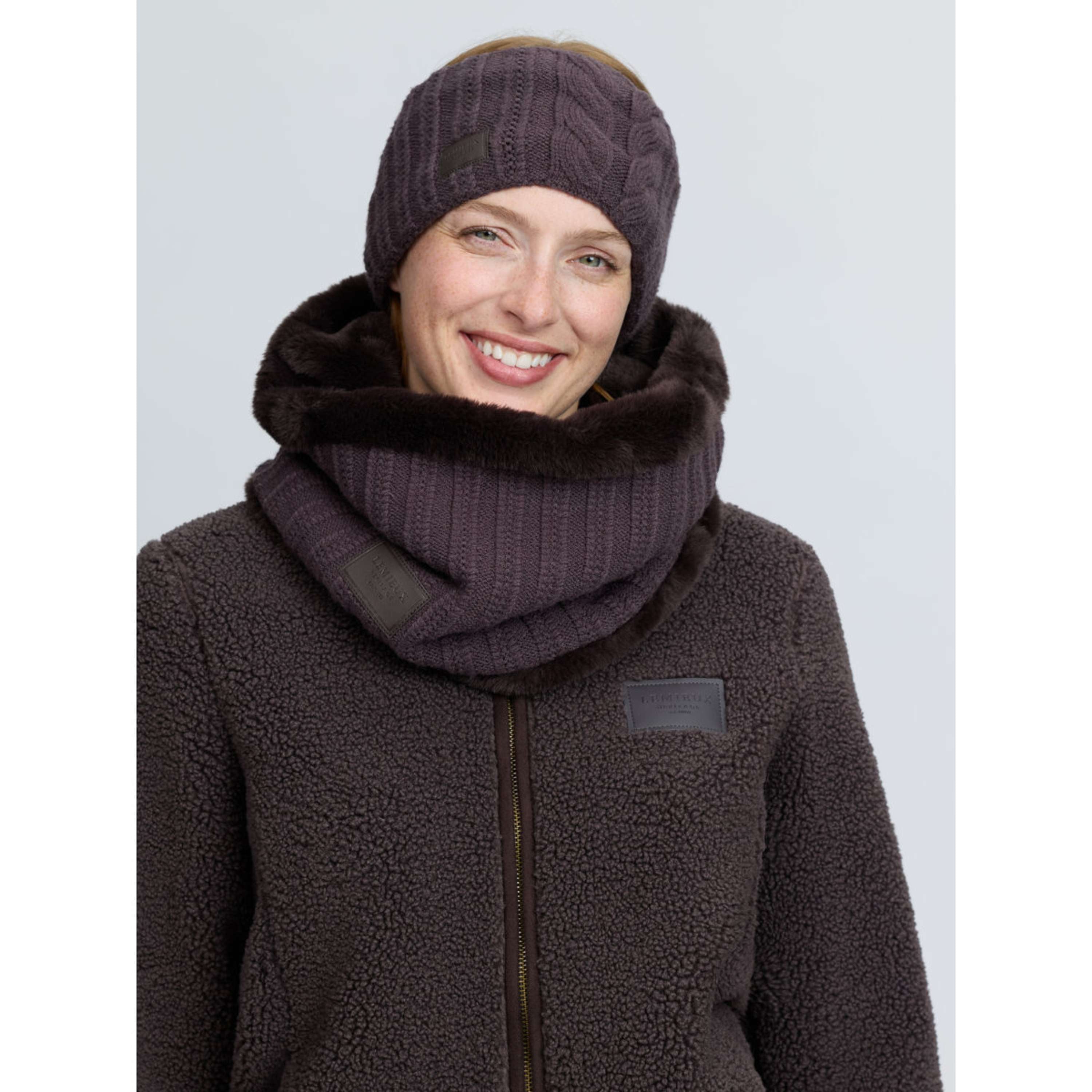LeMieux Neck Warmer Heritage Knitted Cocoa