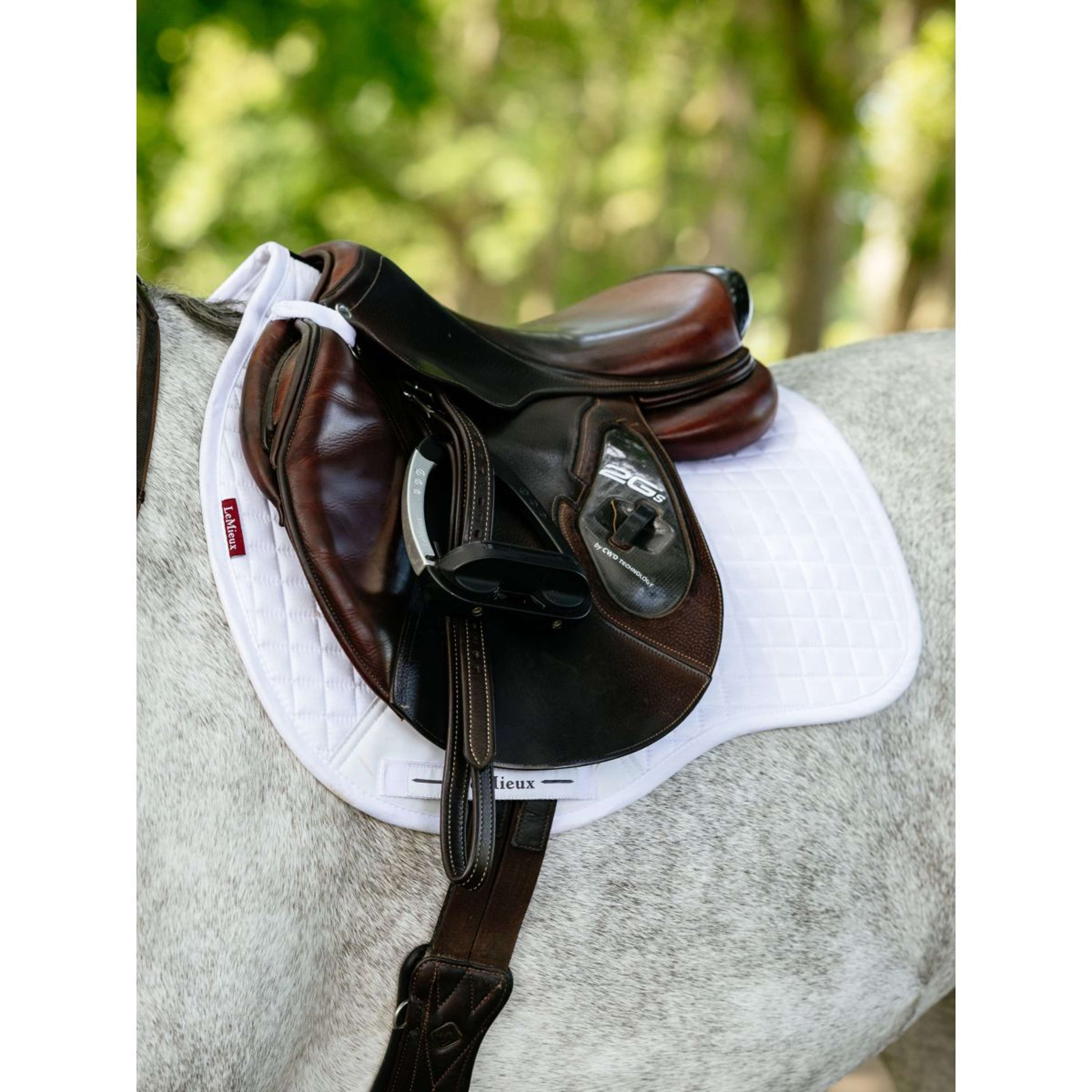 LeMieux Saddlepad Suede Square General Purpose White