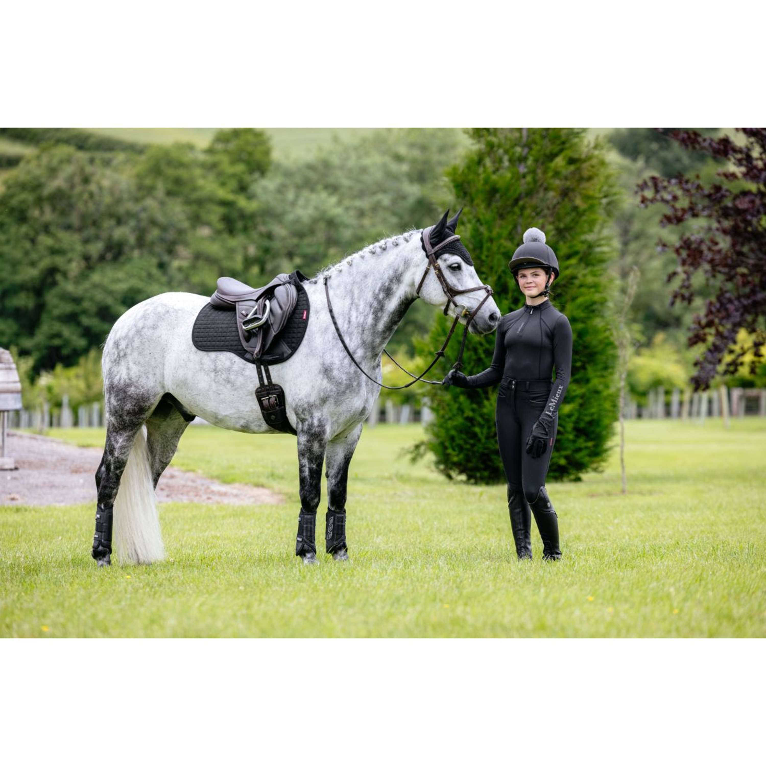 LeMieux Saddlepad Suede Square General Purpose Black