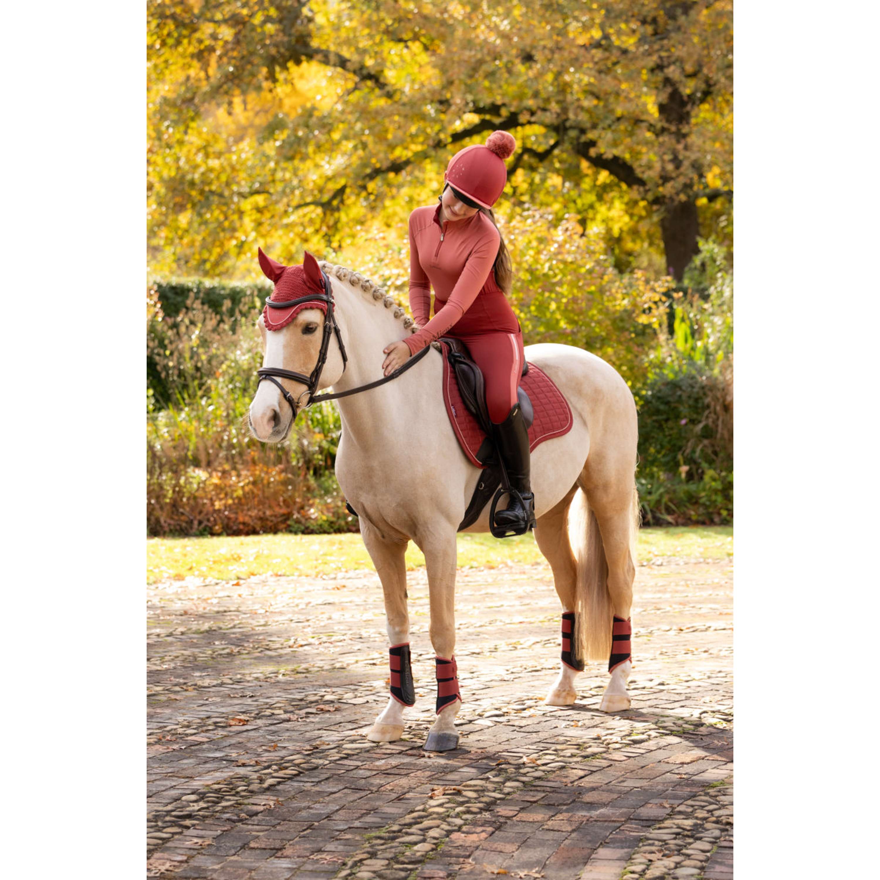 LeMieux Saddlepad Suede Square All Purpose Russet