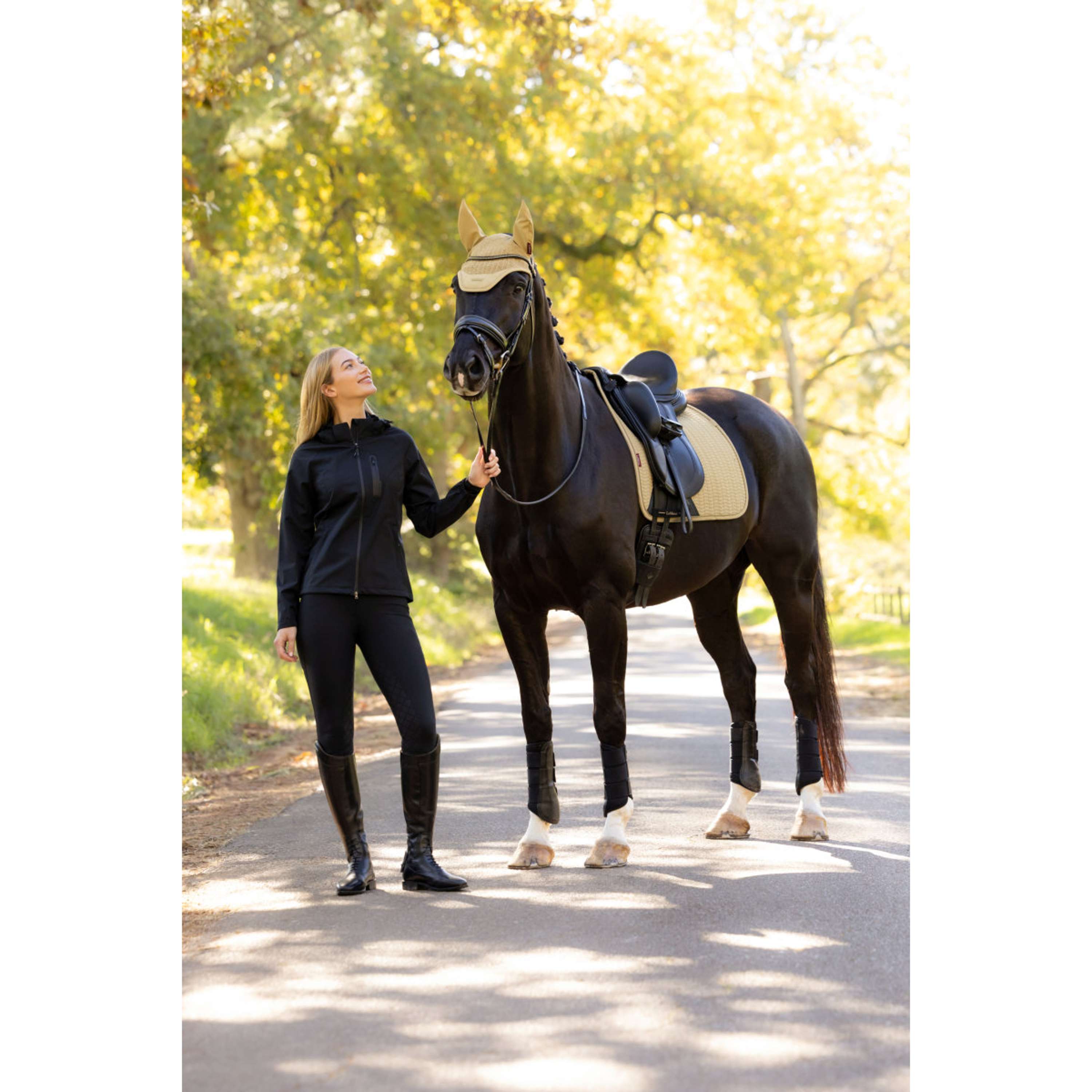 LeMieux Saddlepad Essence Dressage Pear