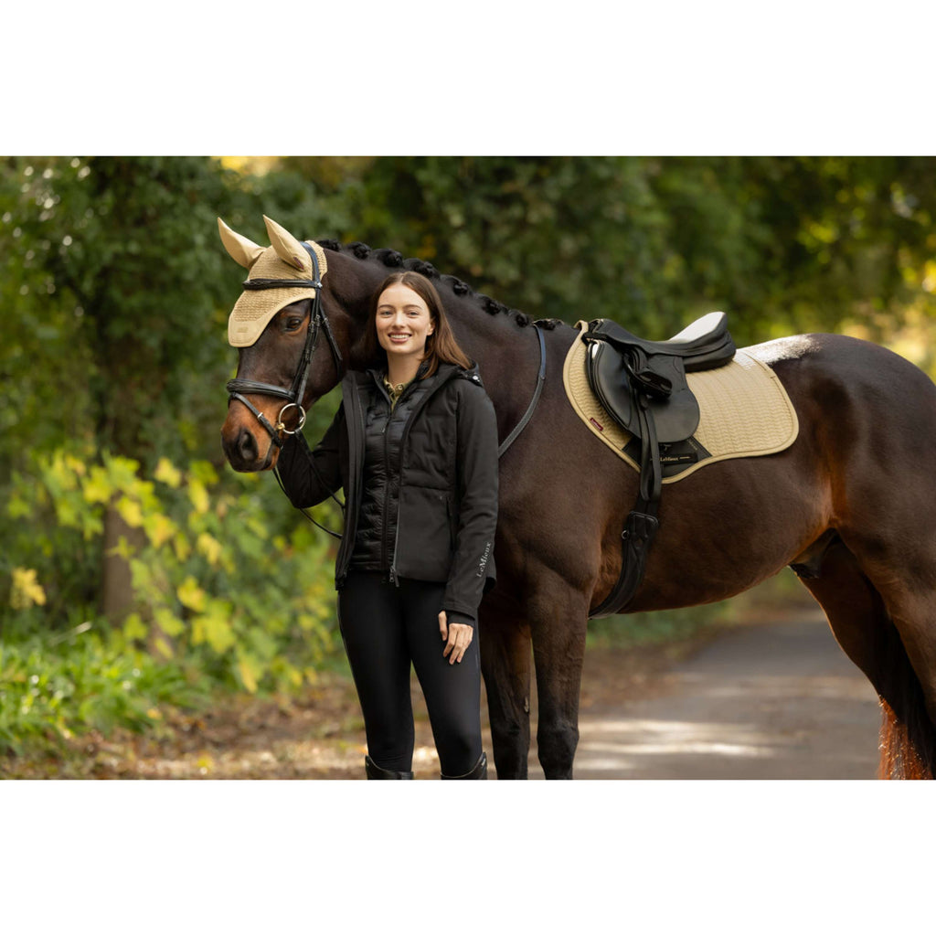 LeMieux Saddlepad Essence Close Contact Square Jumping Pear