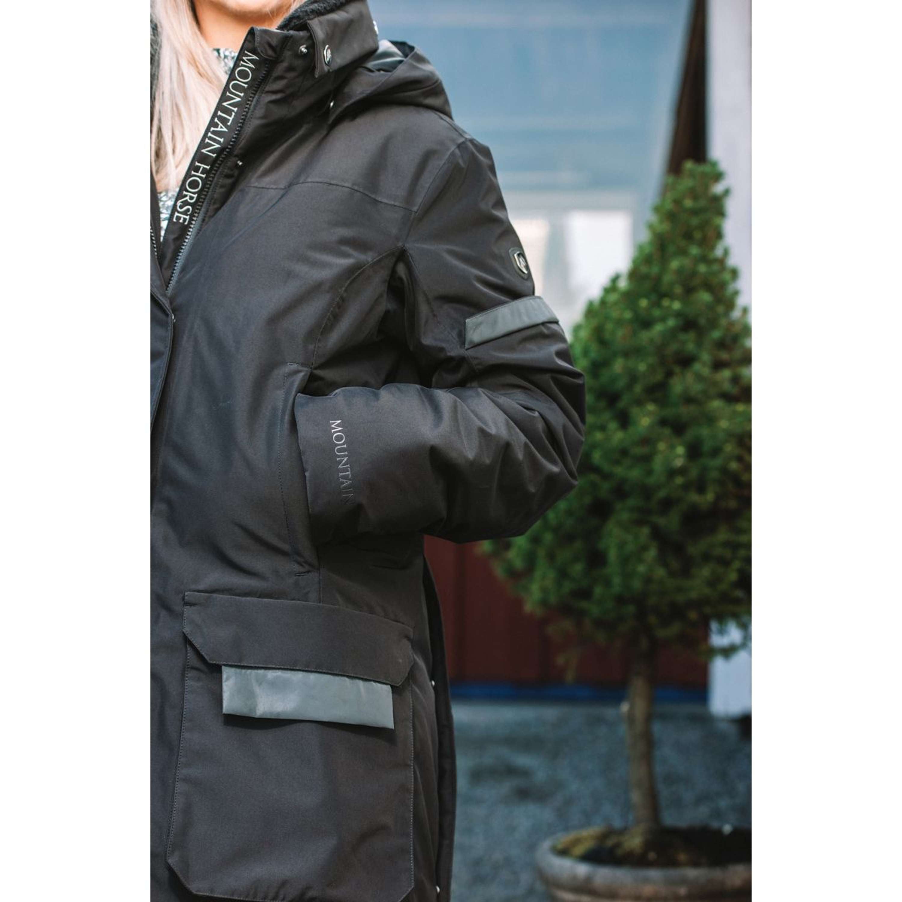 Mountain Horse Long Coat Saga Onyx Black