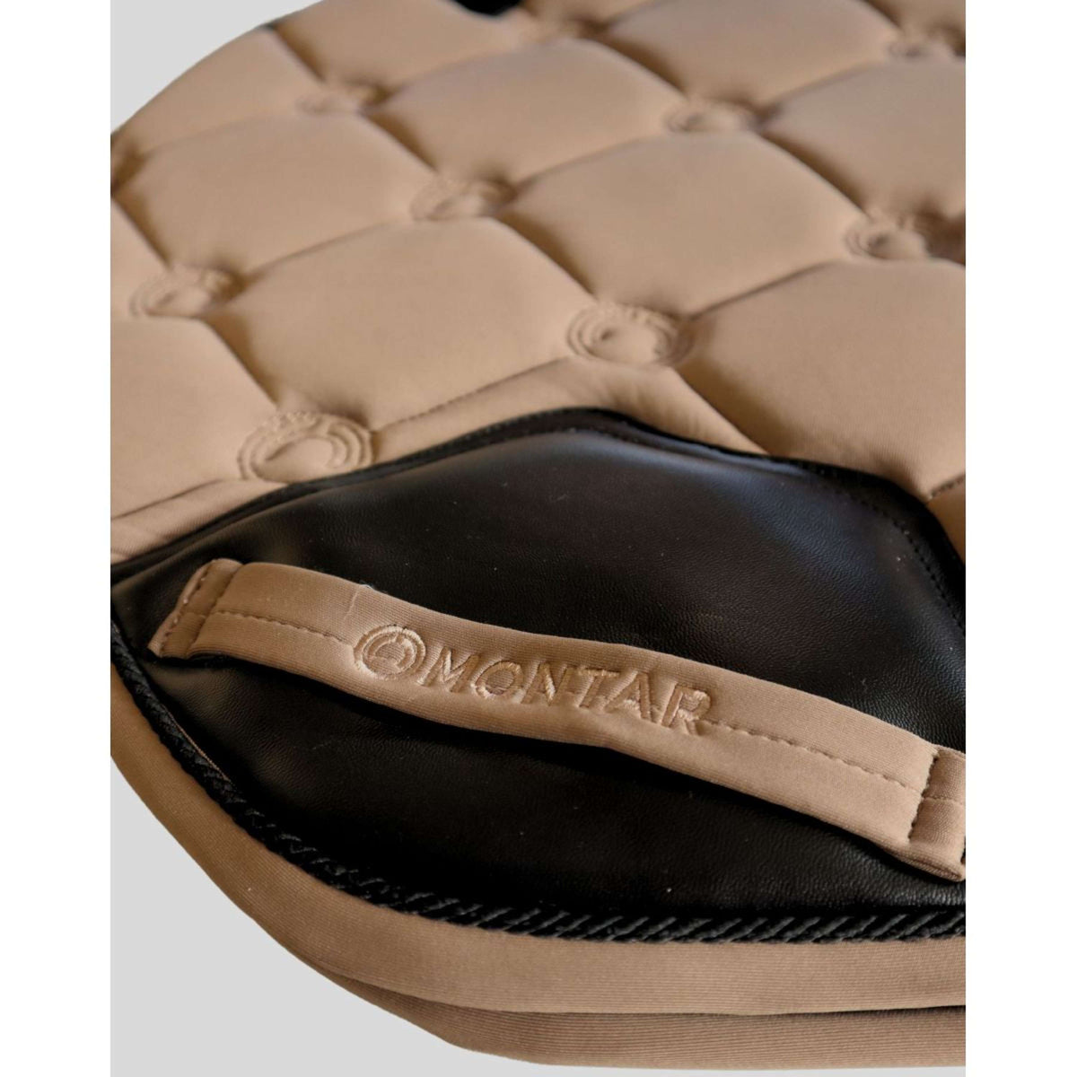 Montar Saddlepad Flow Softshell Jumping Latte