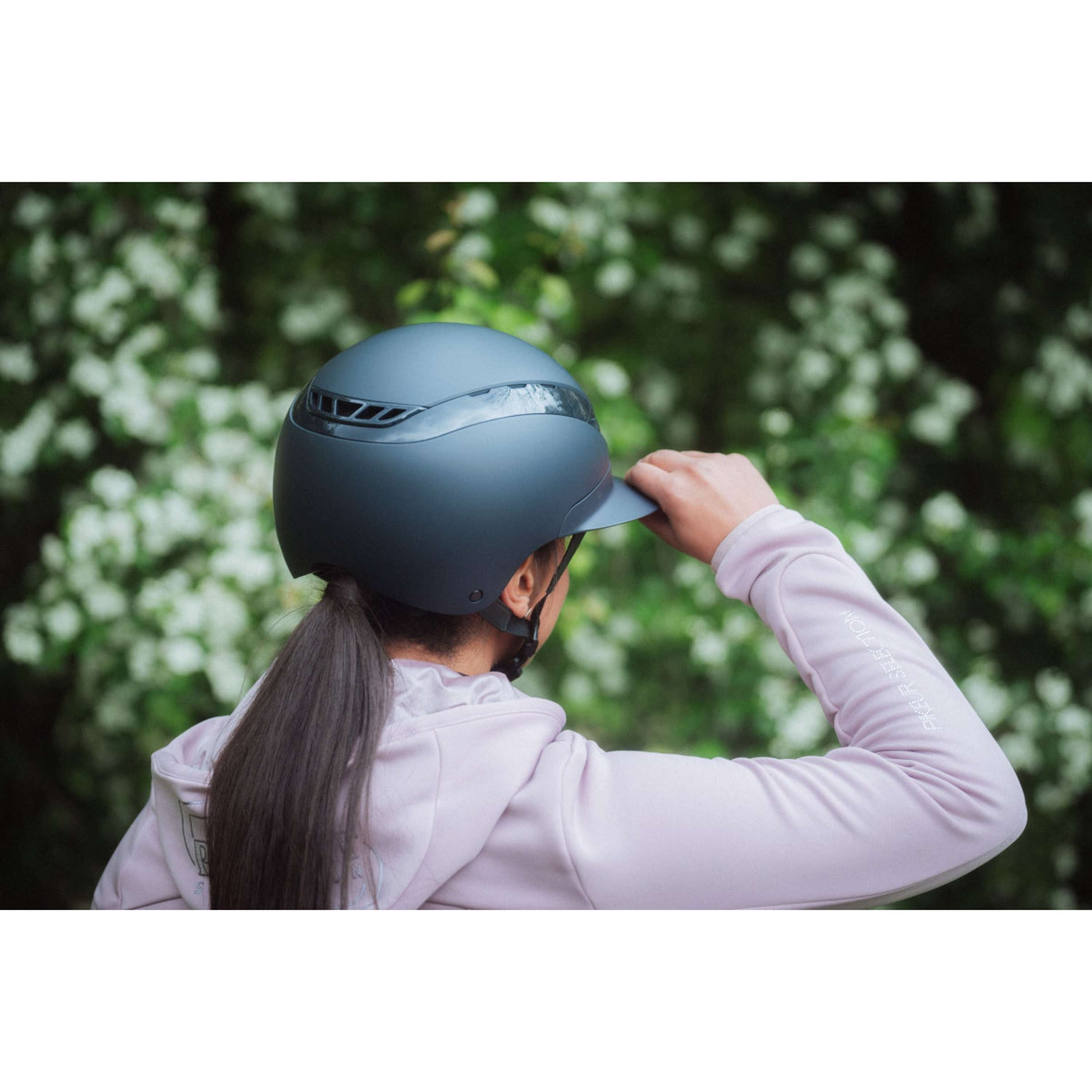 Pikeur Cap AirLuxe Pure Long Visor Midnight Blue
