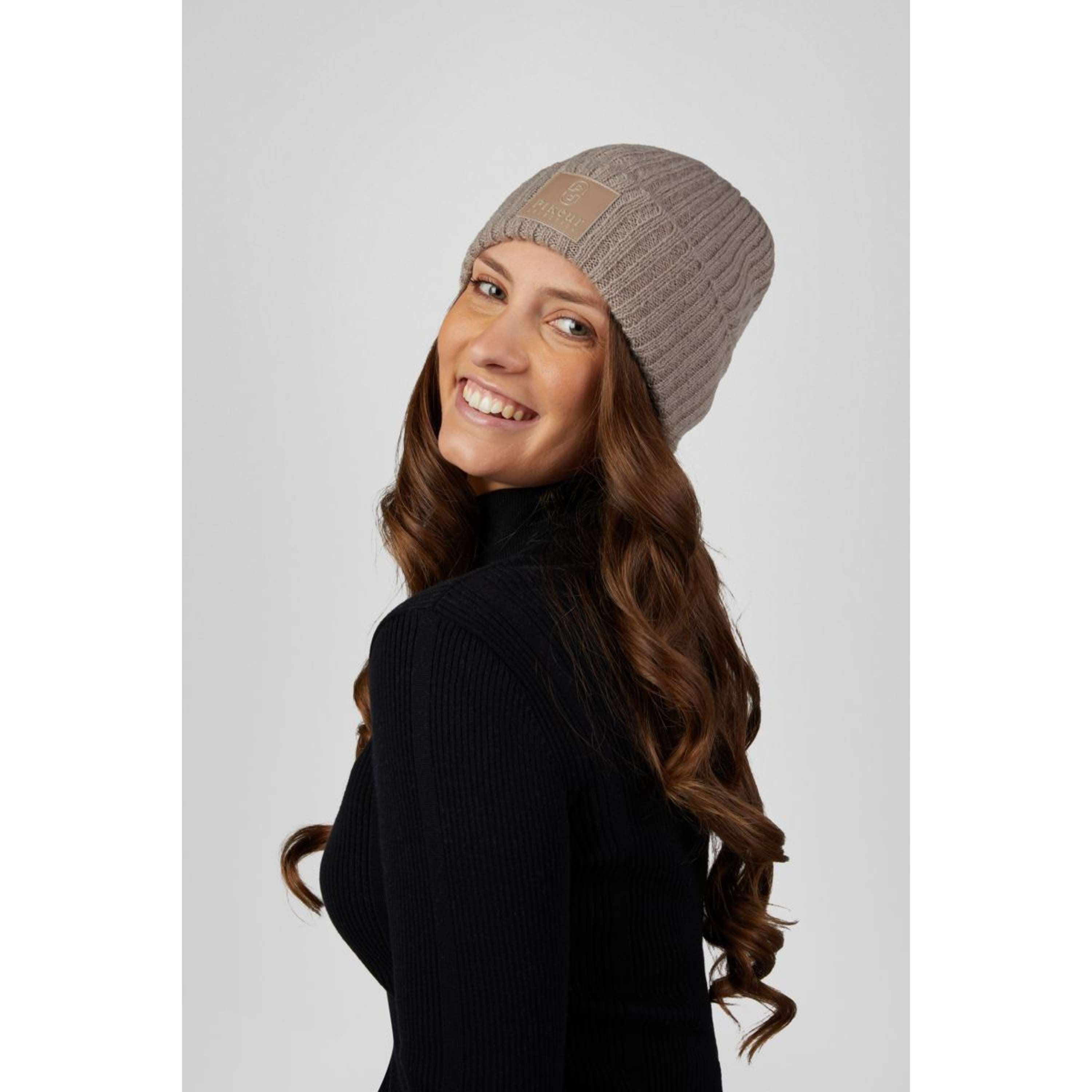 Pikeur Cap Selection AW26 Mocha Cream