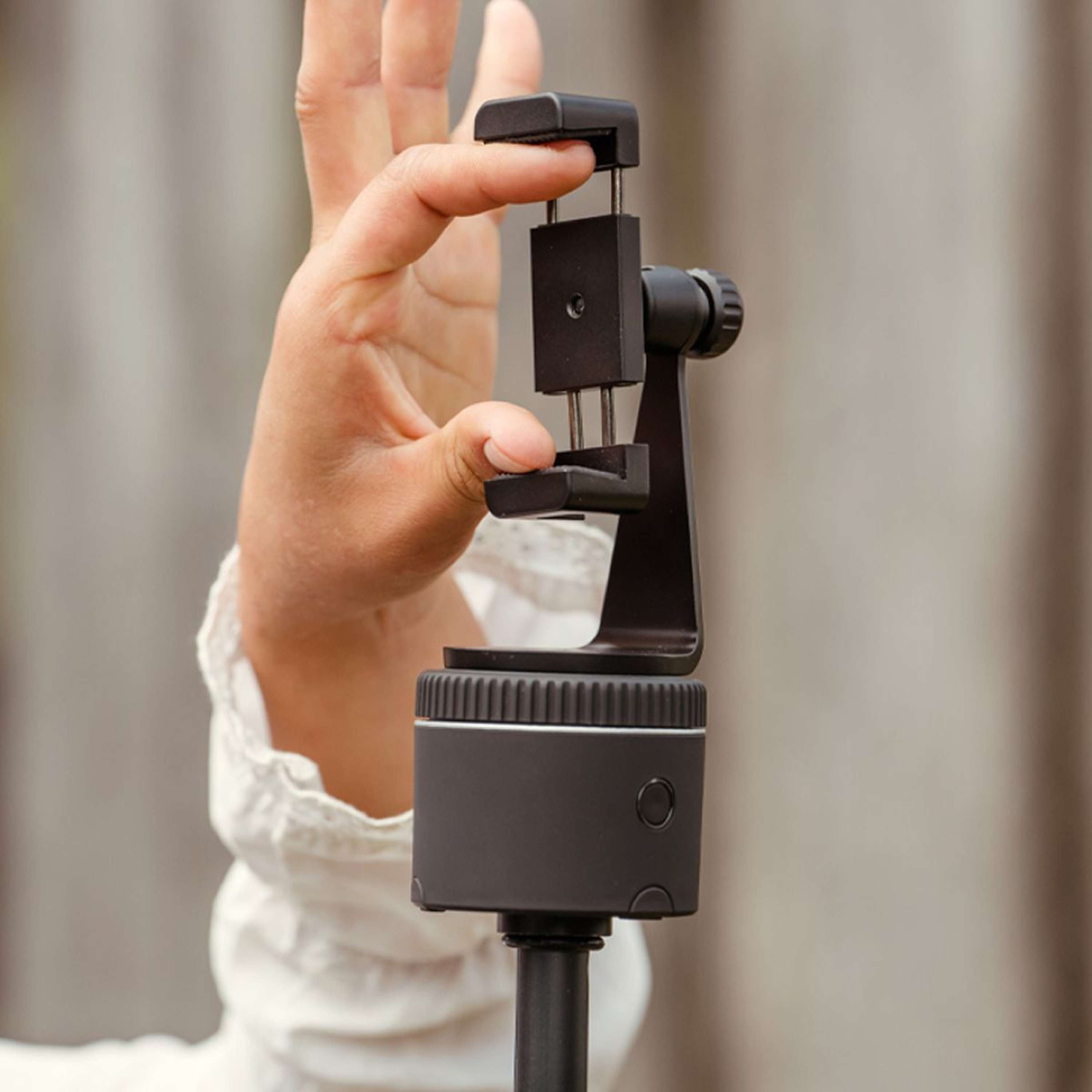 Pivo Phone Holder Smart Mount